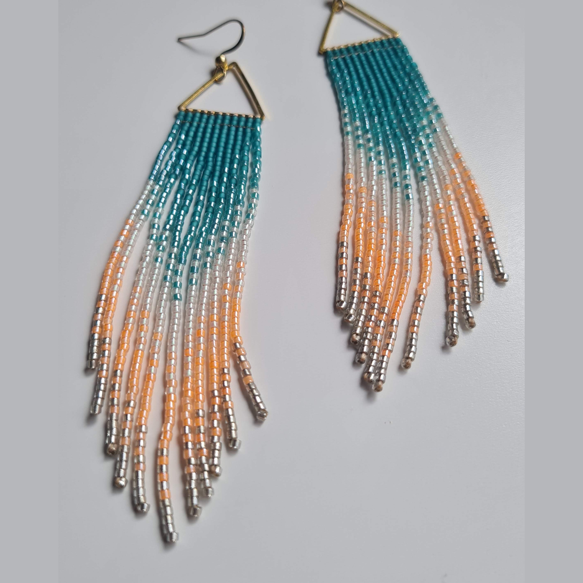 Ombre Summer Breeze Fringe Earrings Pattern with Word Chart