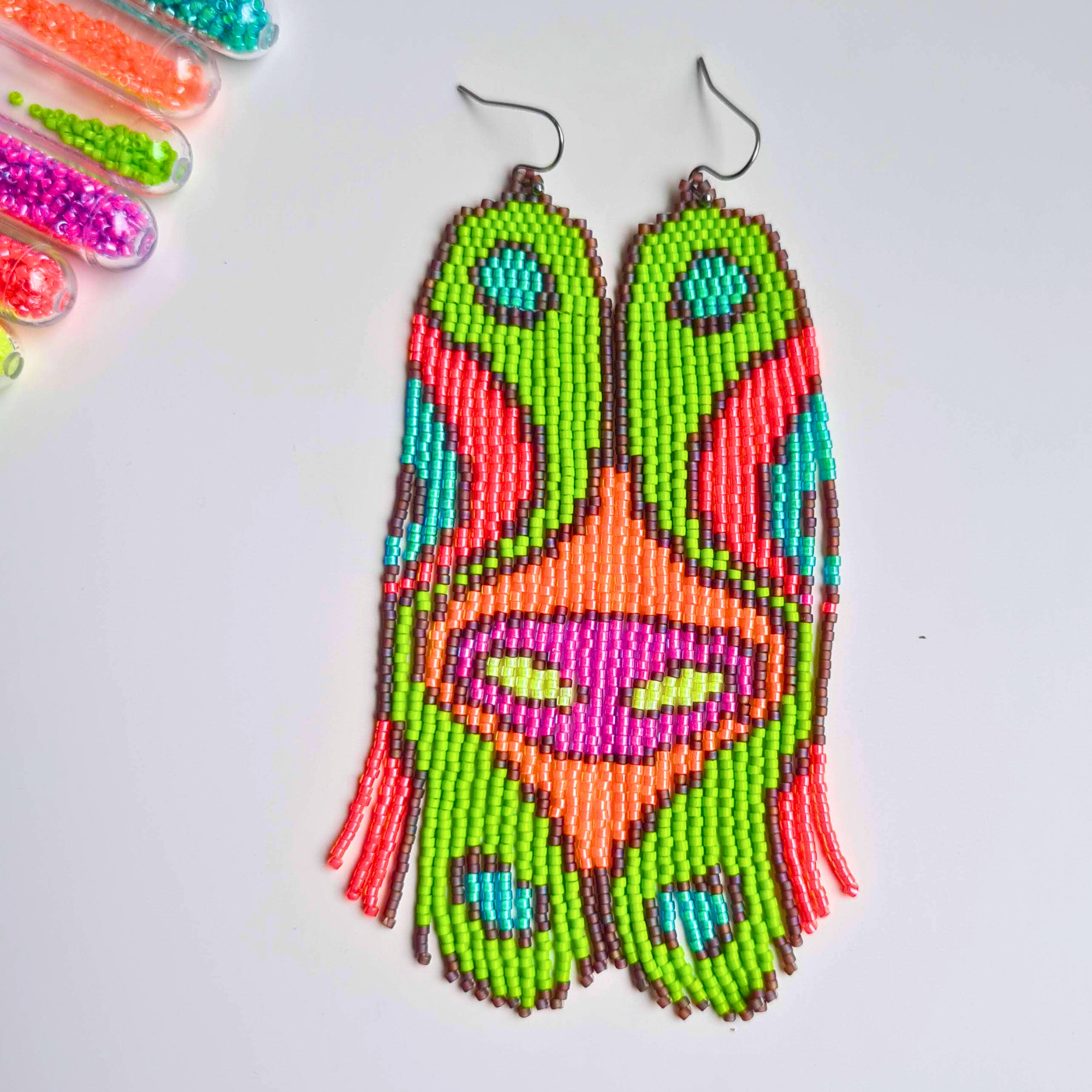 Psychedelic Neon Fringe Earrings Pattern