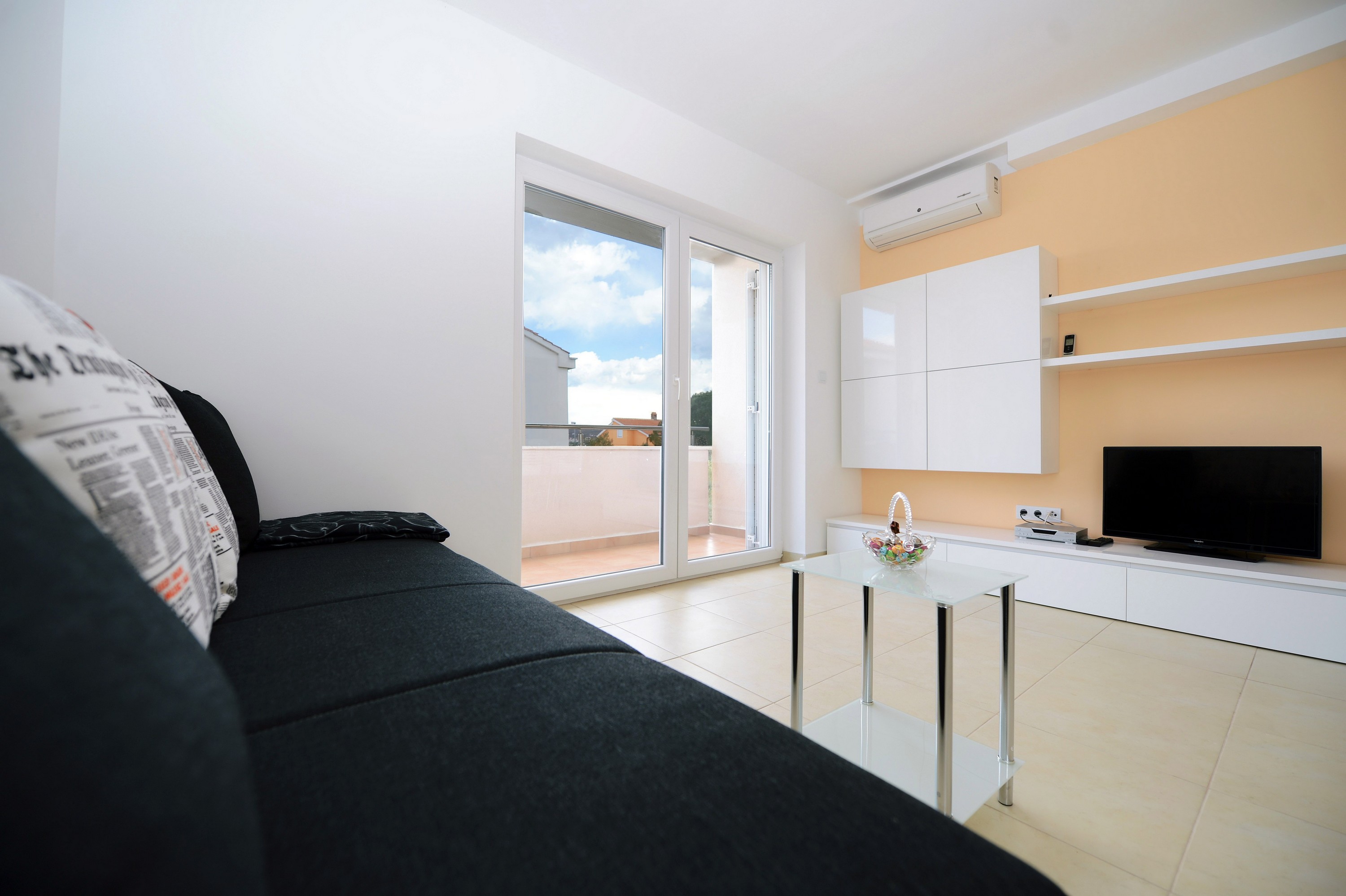 APARTMAN MLADENIC PORAT