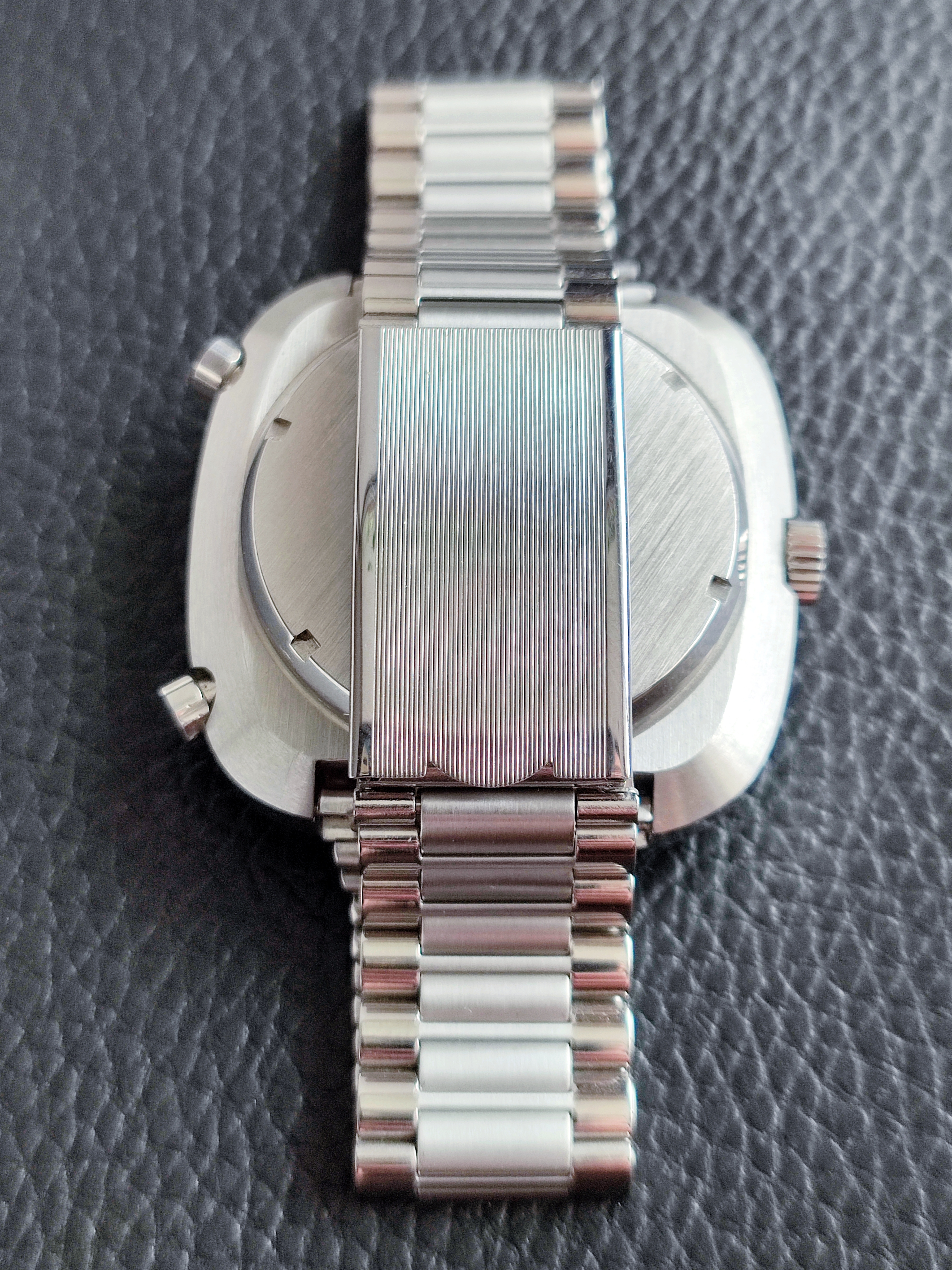 1974 Heuer Silverstone ref 110.313 - Fume Dial - MINT!