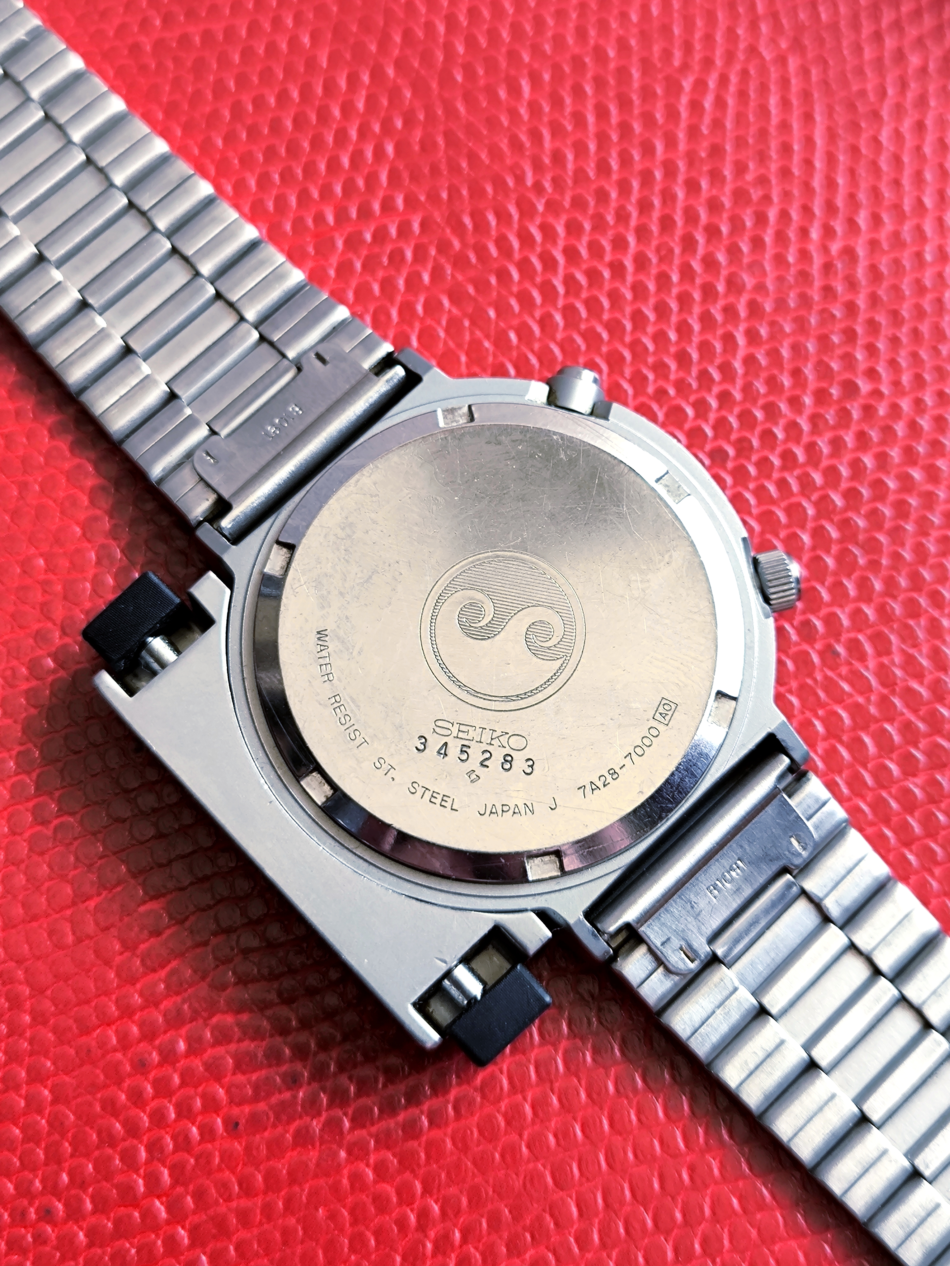 1983 Seiko 7A28-7000 "Ripley"