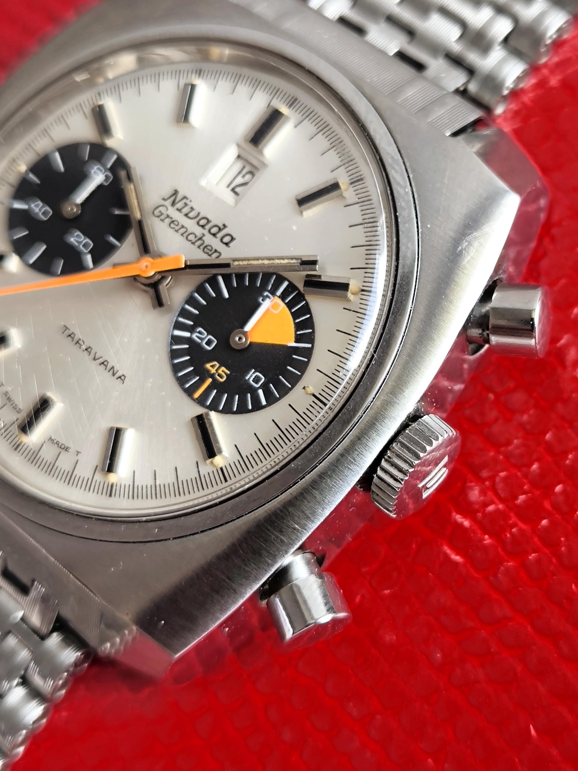 1970 Nivada Grenchen Taravana Chronograph 87012