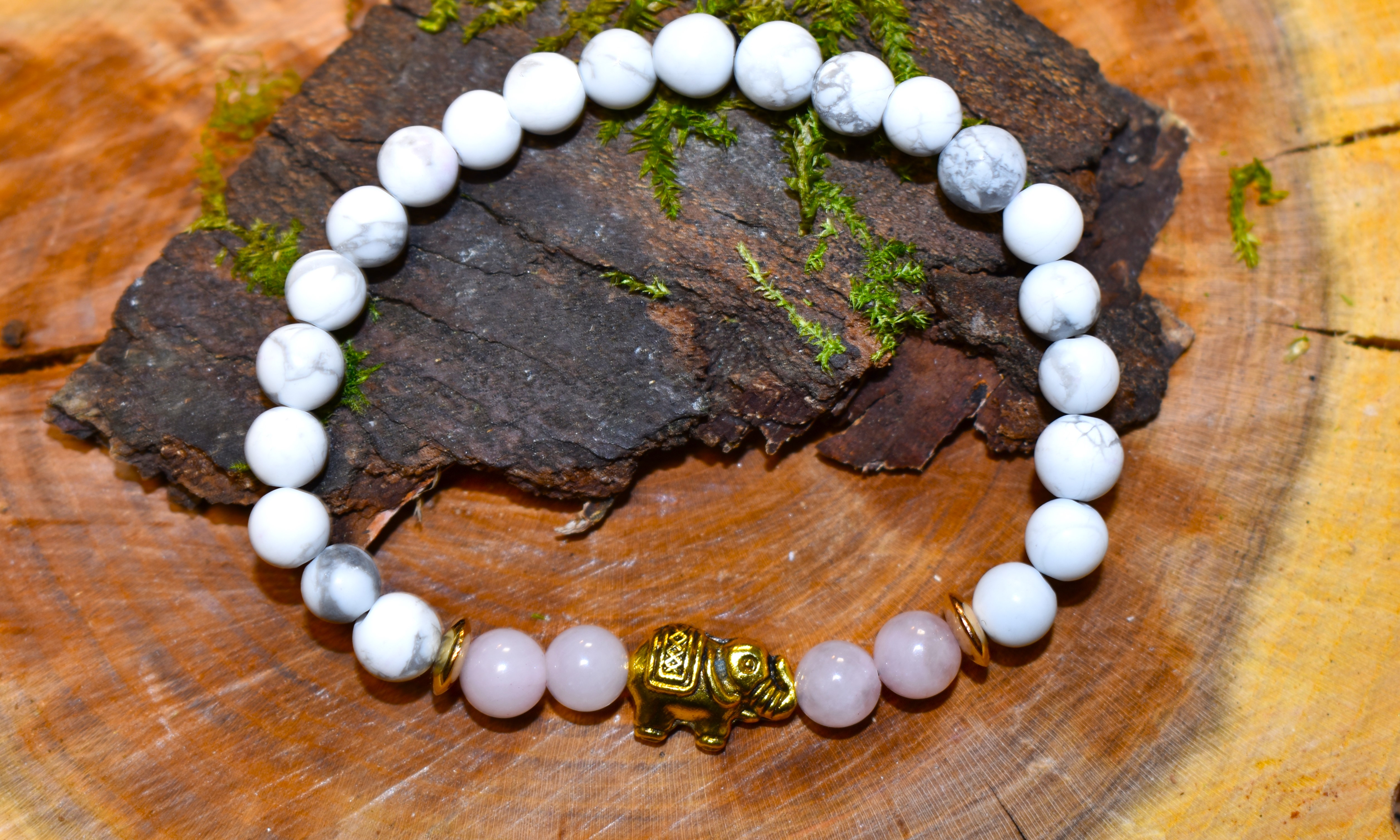 Bracelet  Quartz rose et Howlite éléphant doré