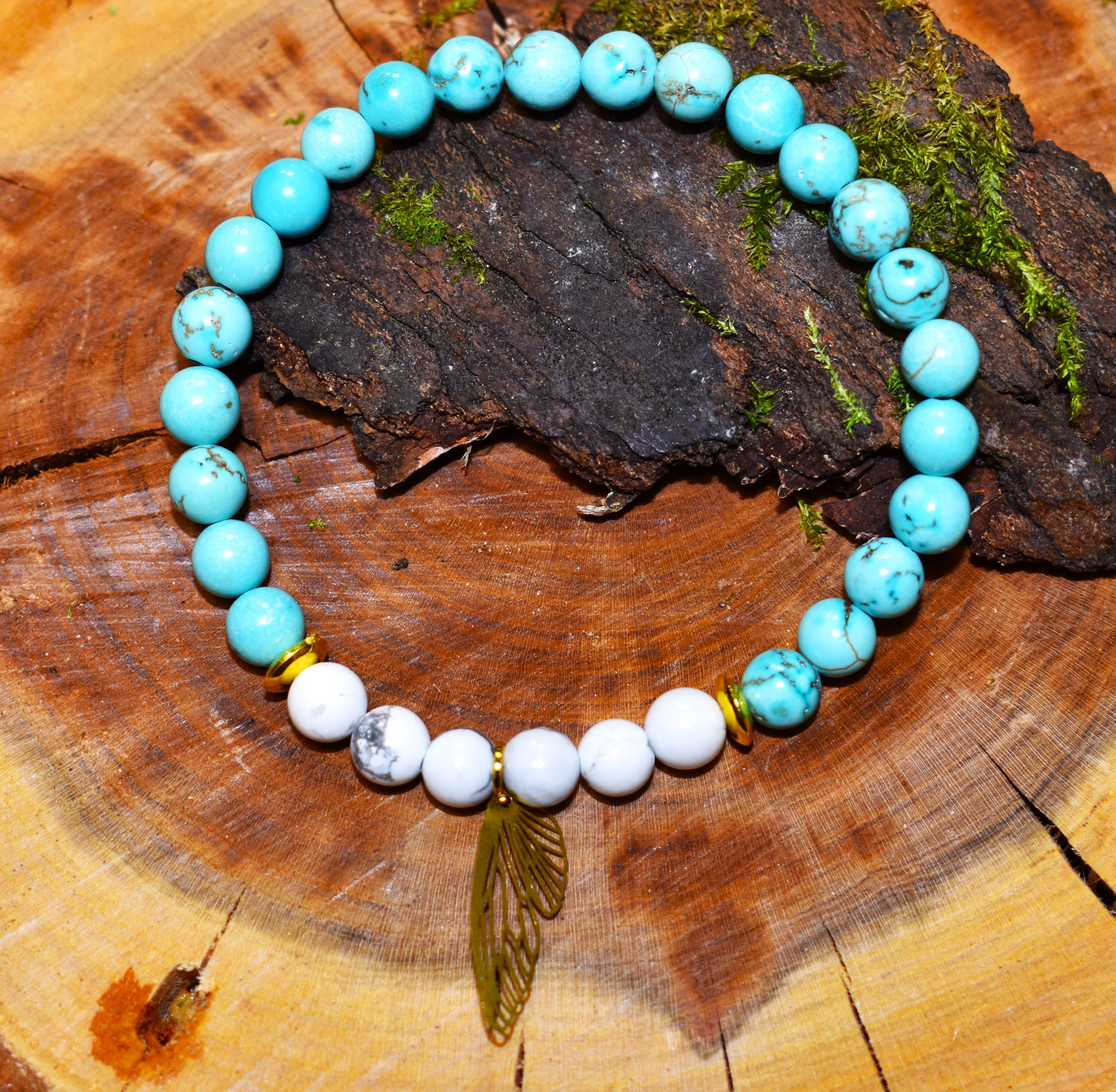 Bracelet Howlite et Turquoise aile de fée dorée