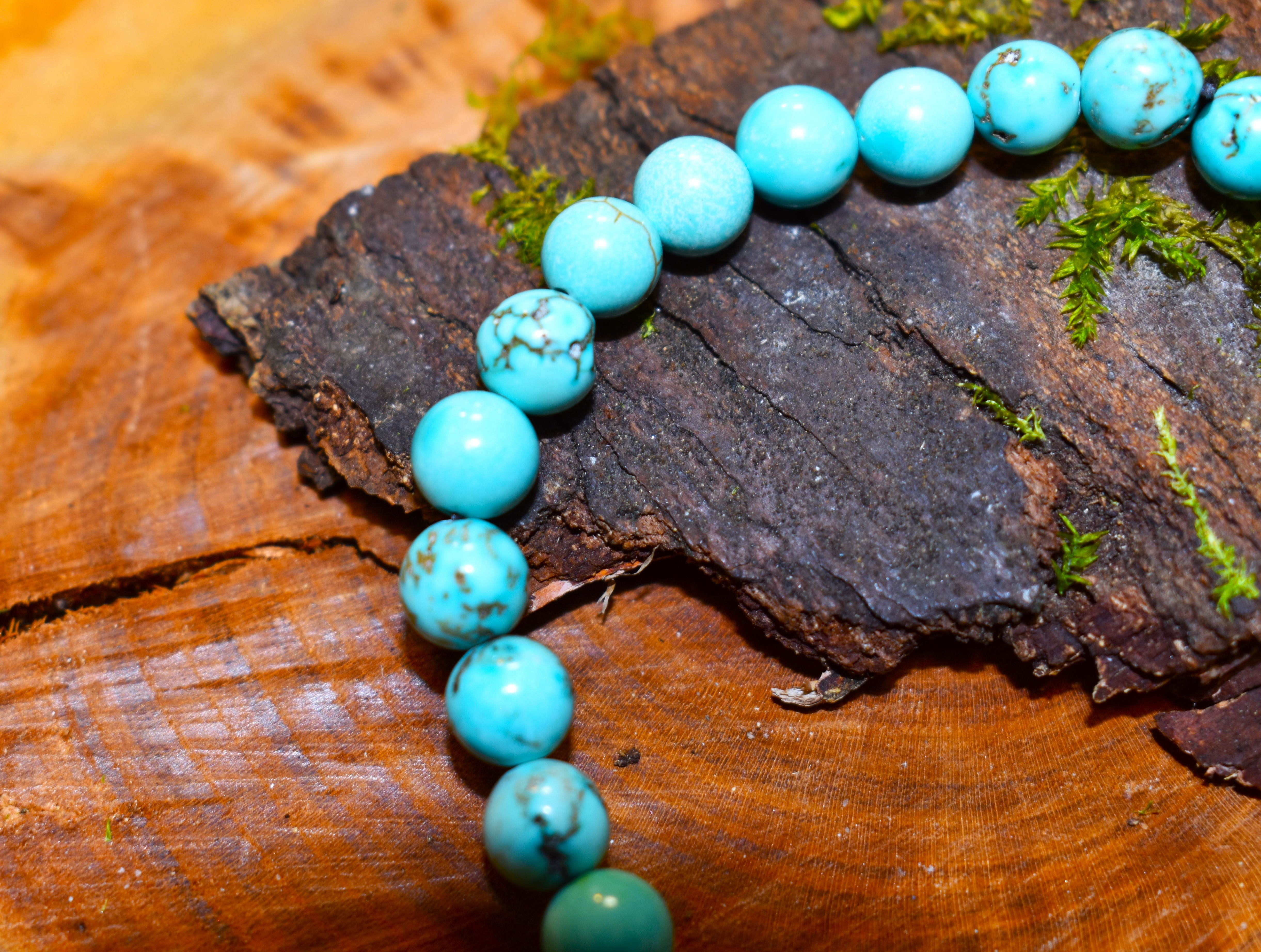 Bracelet Howlite et Turquoise aile de fée dorée