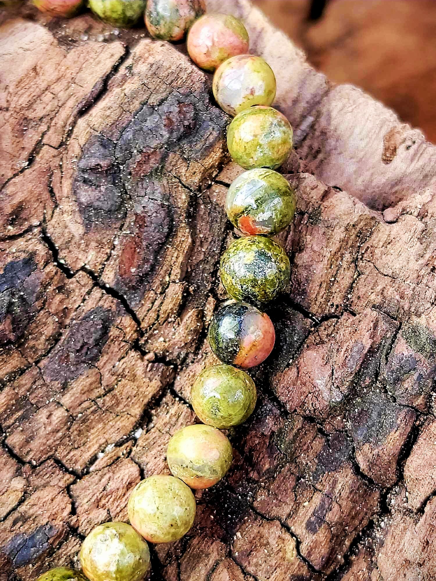 Bracelet Unakite Papillon doré