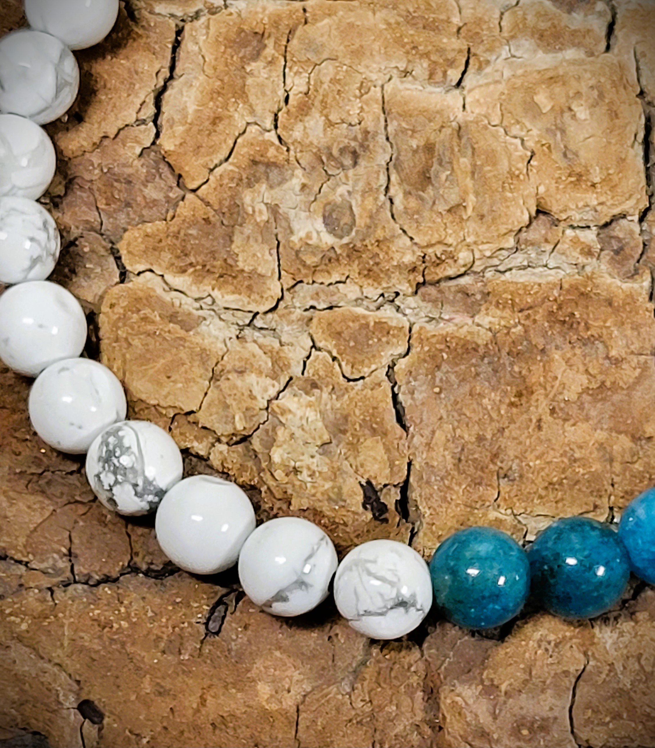 Bracelet Apatite et Howlite 