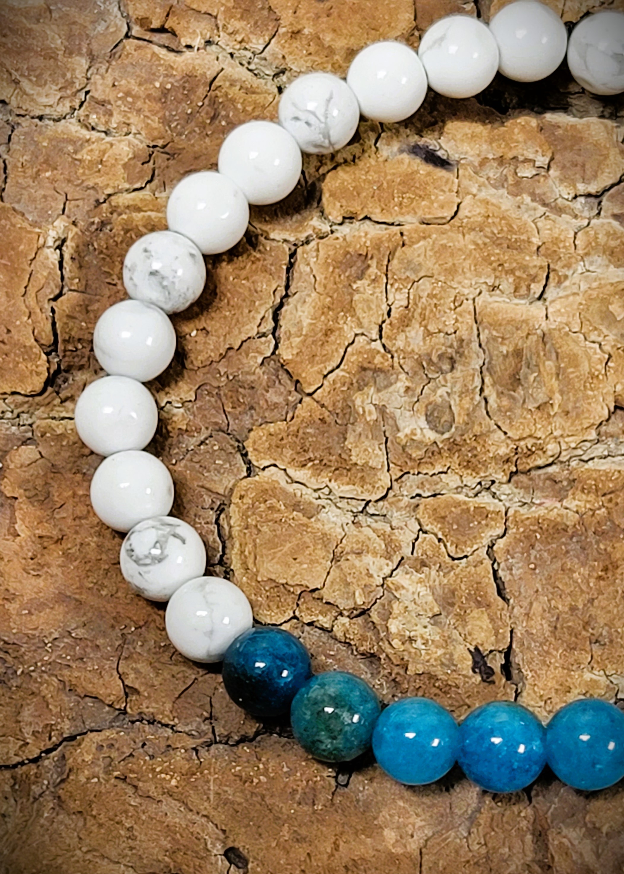 Bracelet Apatite et Howlite 