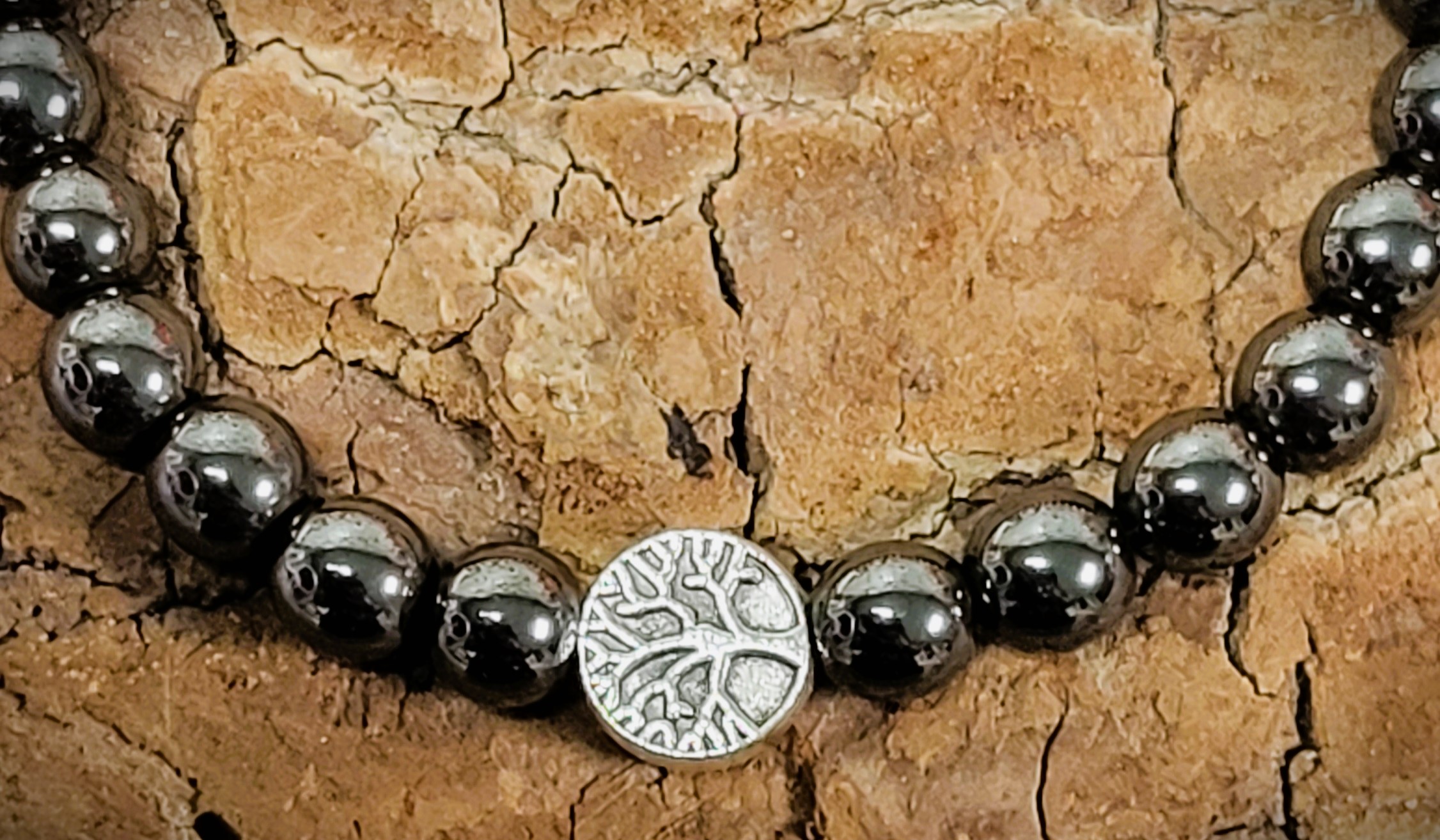 Bracelet Hématite arbre de vie argenté