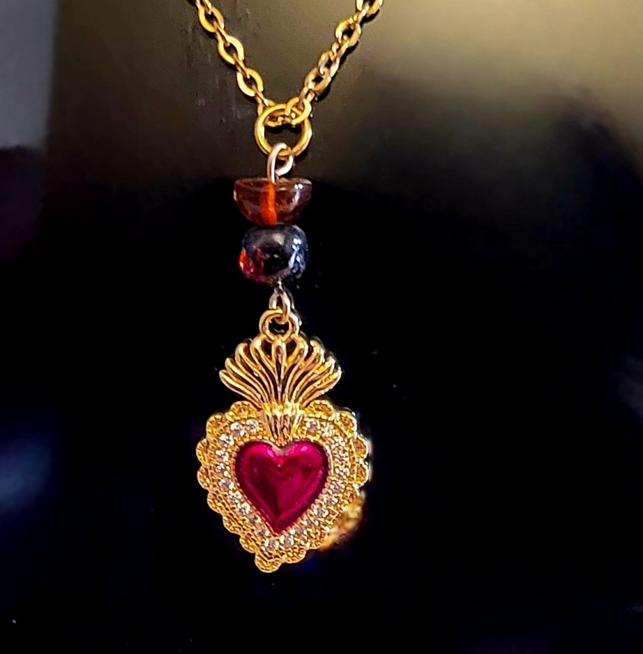 Collier d'Ambre Baltique et Sacré coeur