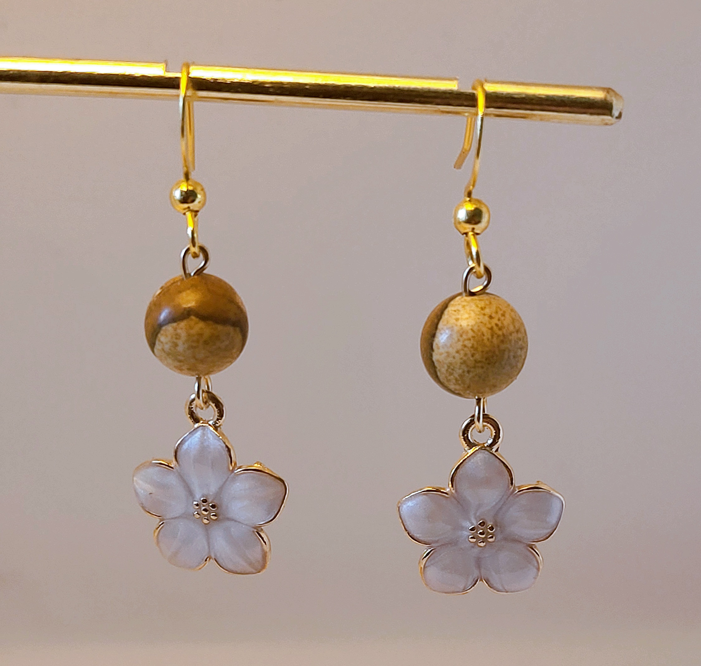 Boucle d'oreille fleurs de printemps