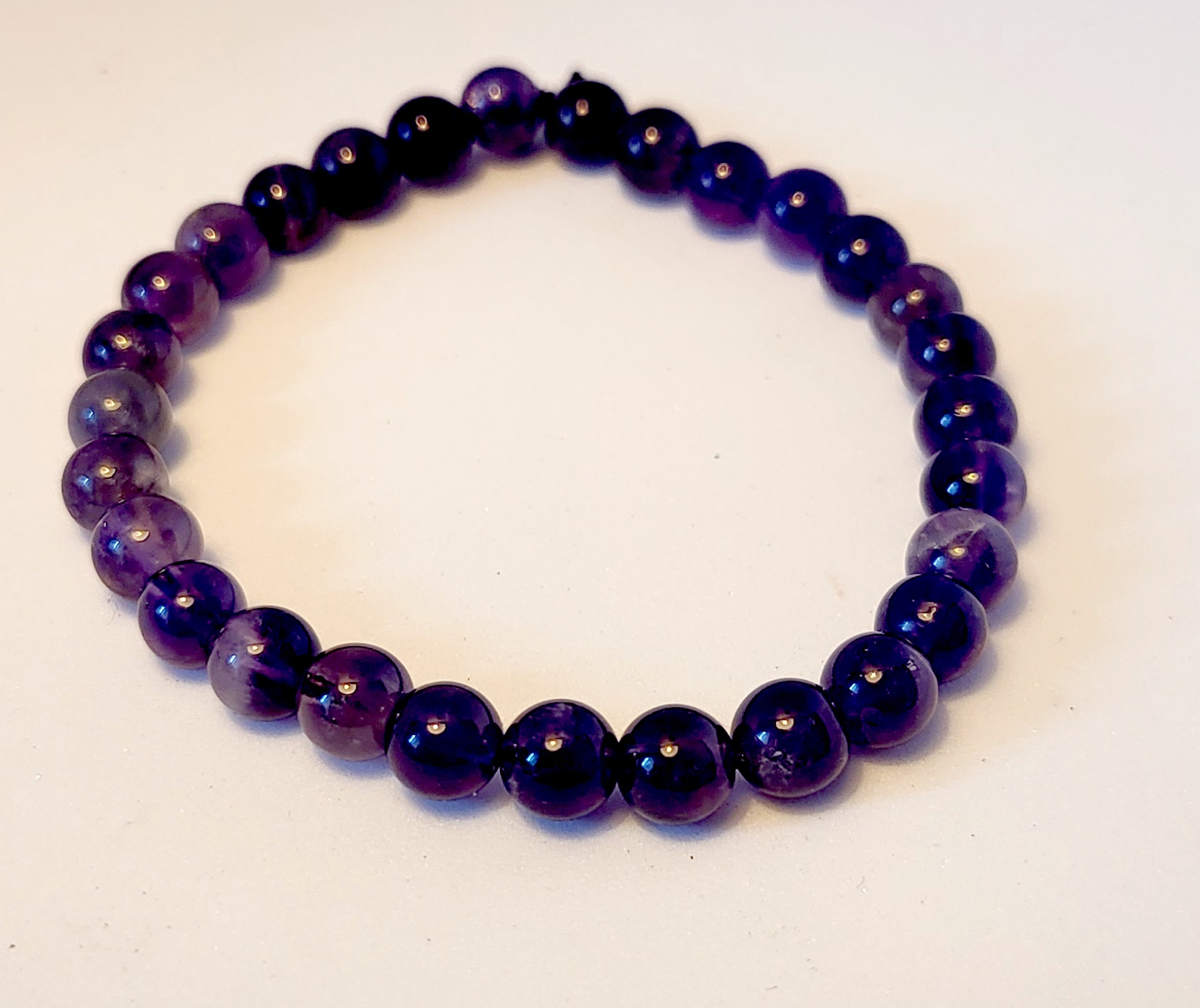 Bracelet en pierres naturelles d'améthyste
