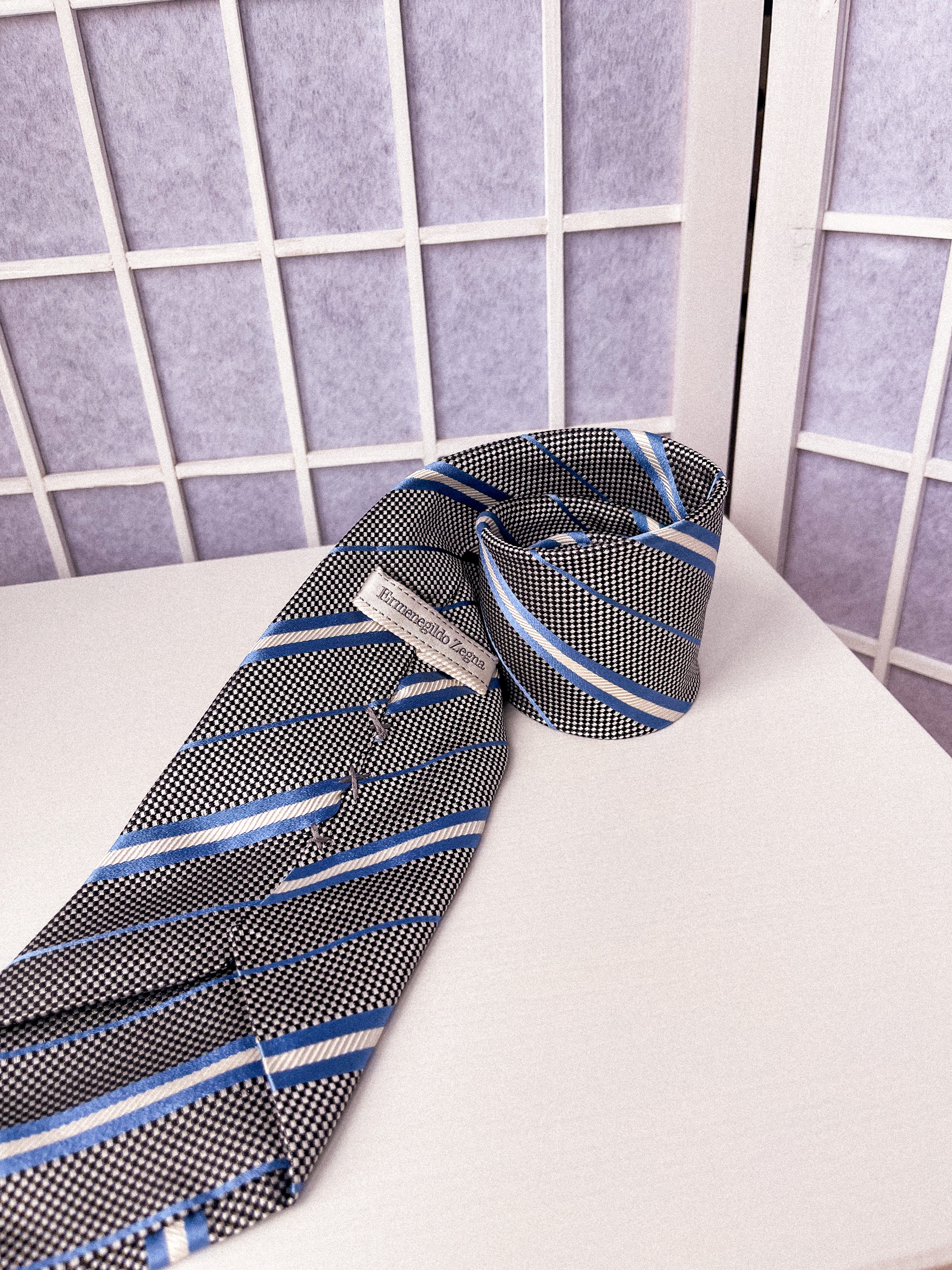 ERMENEGILDO ZEGNA pilkas kaklaraištis