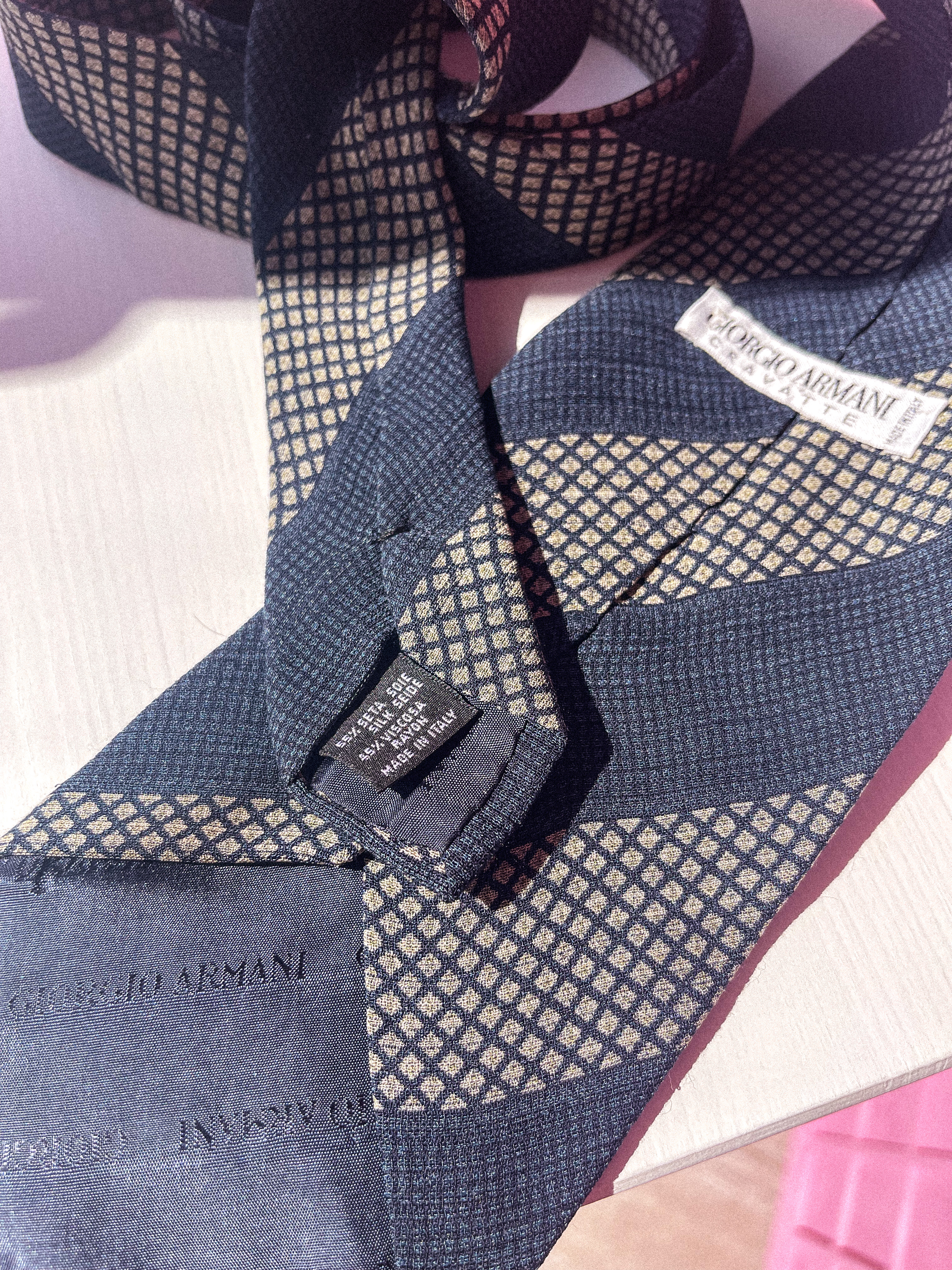 GIORGIO ARMANI melsvas kaklaraištis