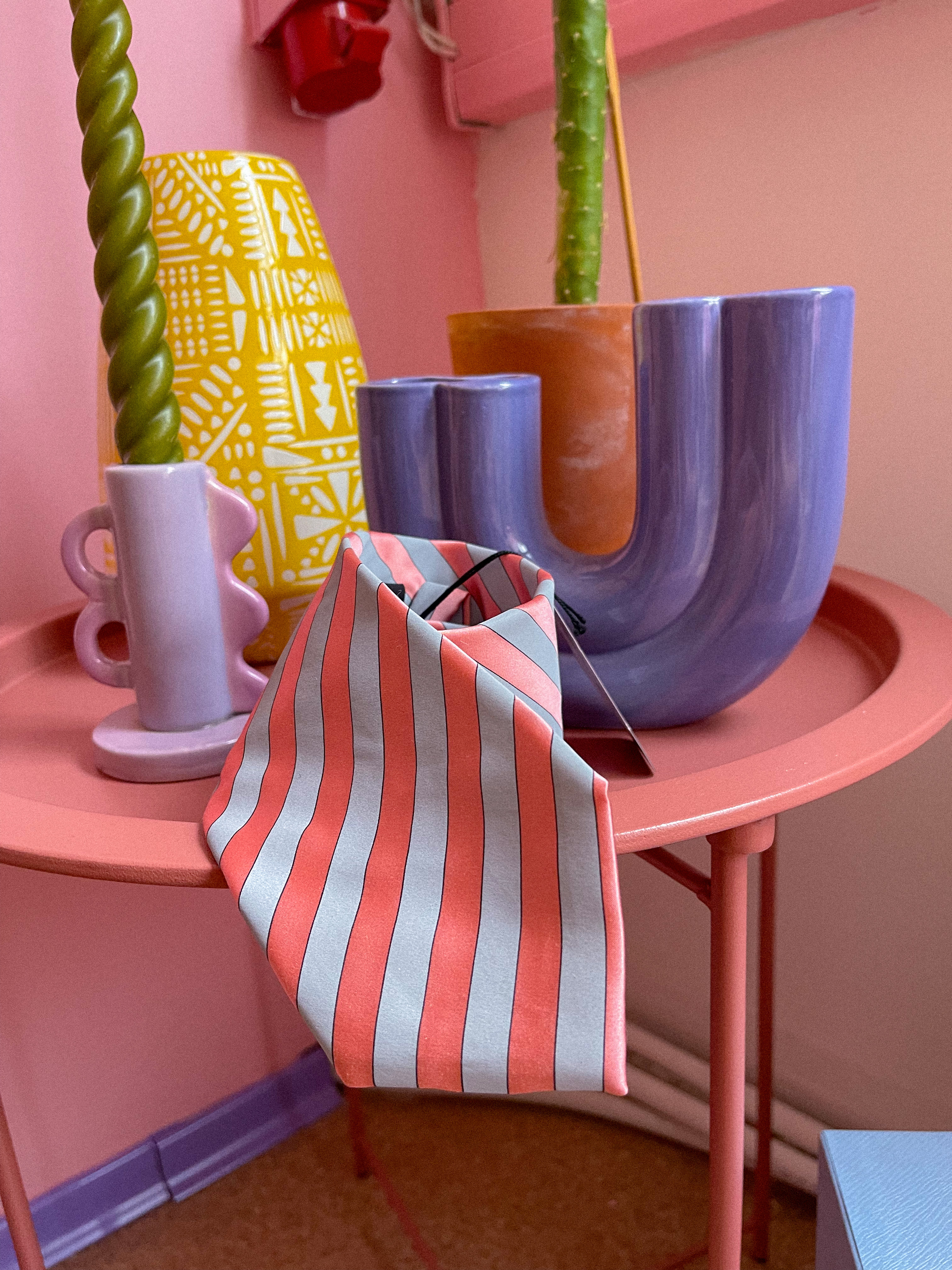 HUGO BOSS dryžuotas kaklaraištis