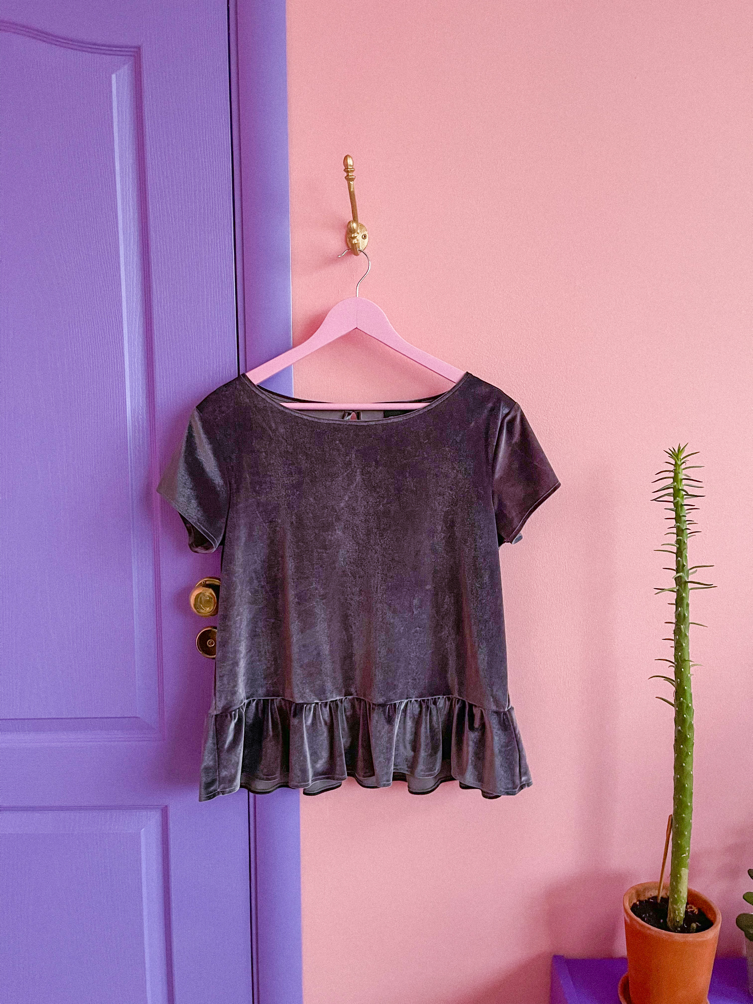 SIX AMES veliūrinė palaidinė