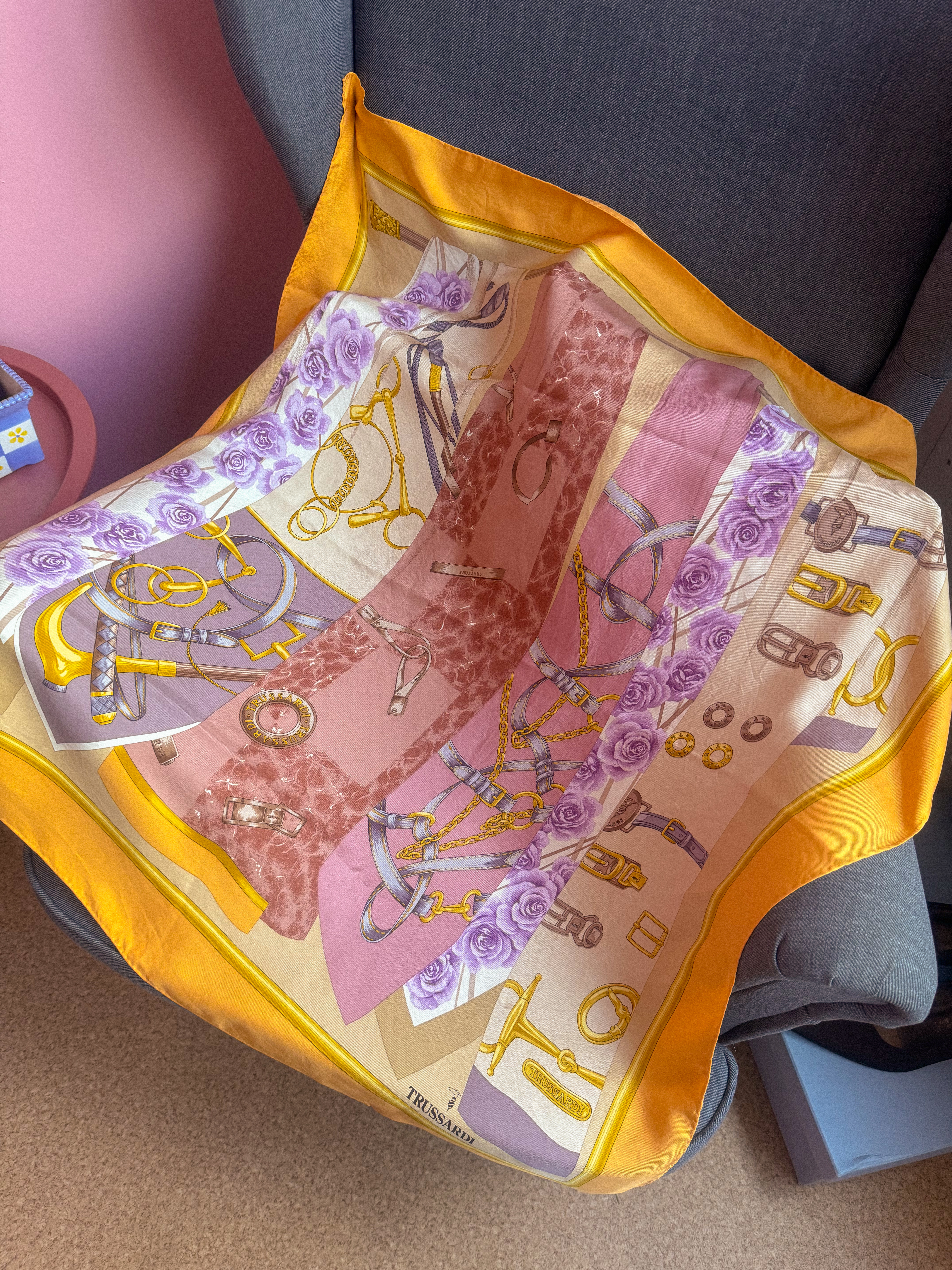 TRUSSARDI vintažinė prabangi skara