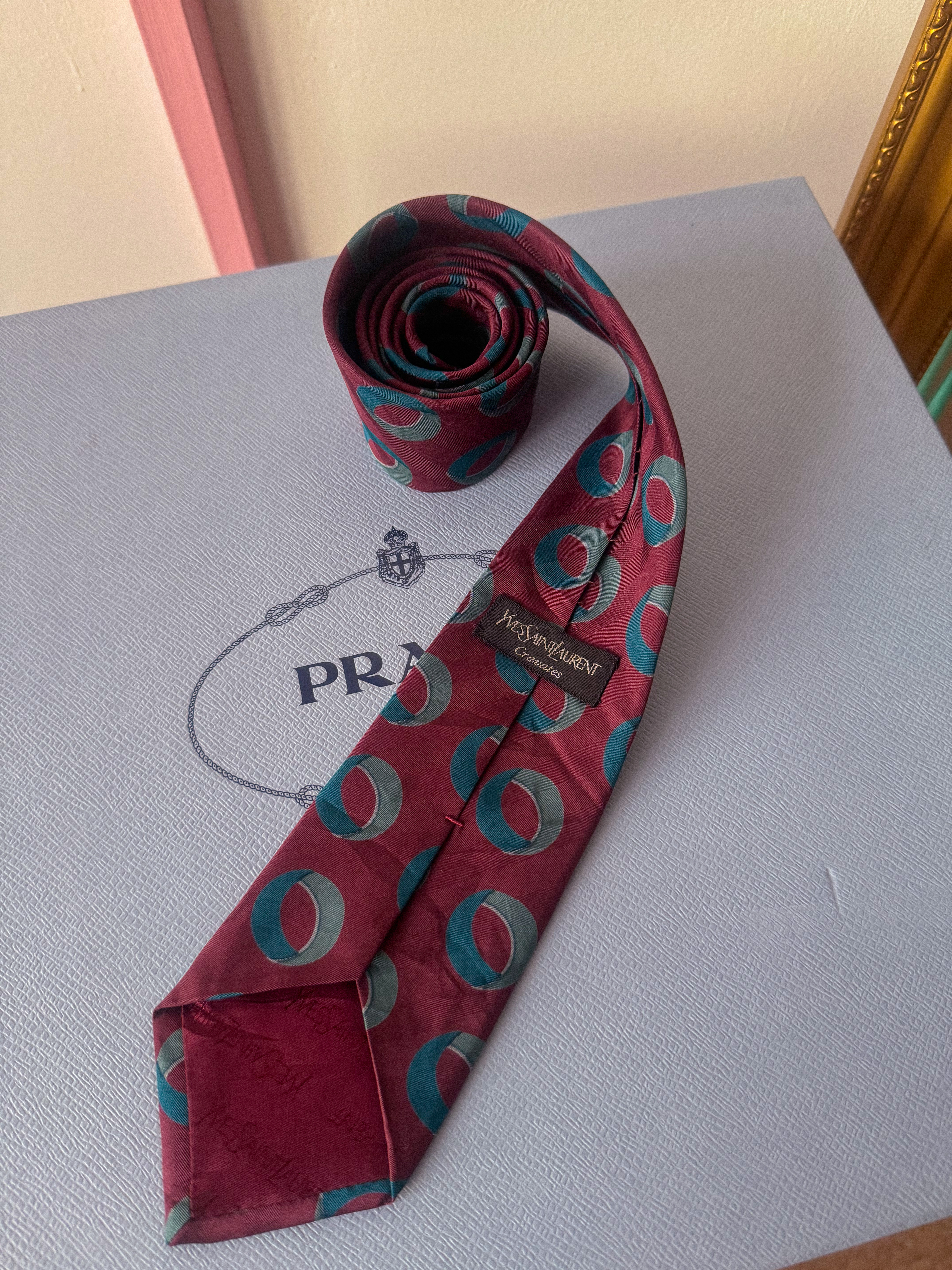 YVES SAINT LAURENT kaklaraištis