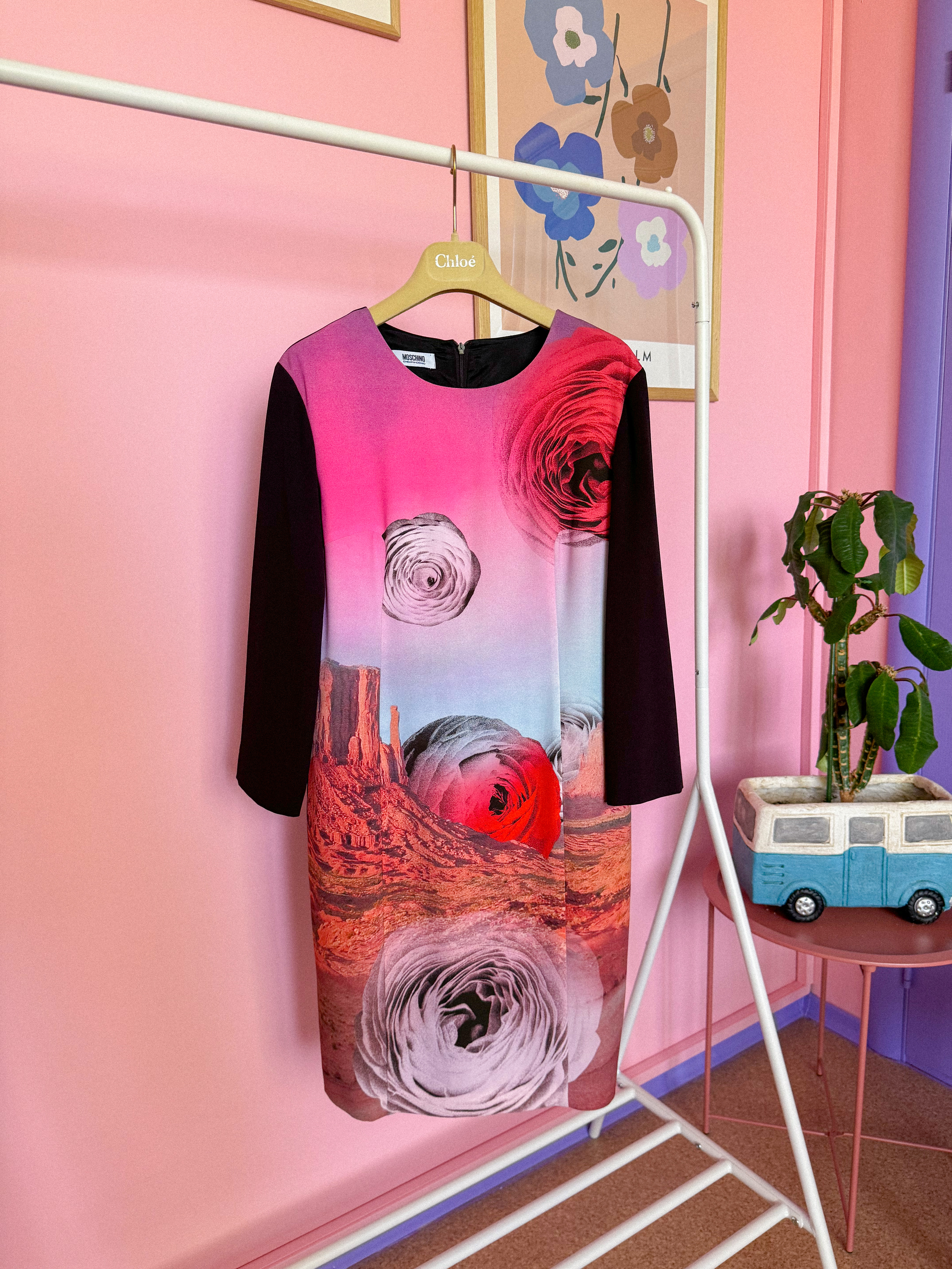 MOSCHINO meniška suknelė