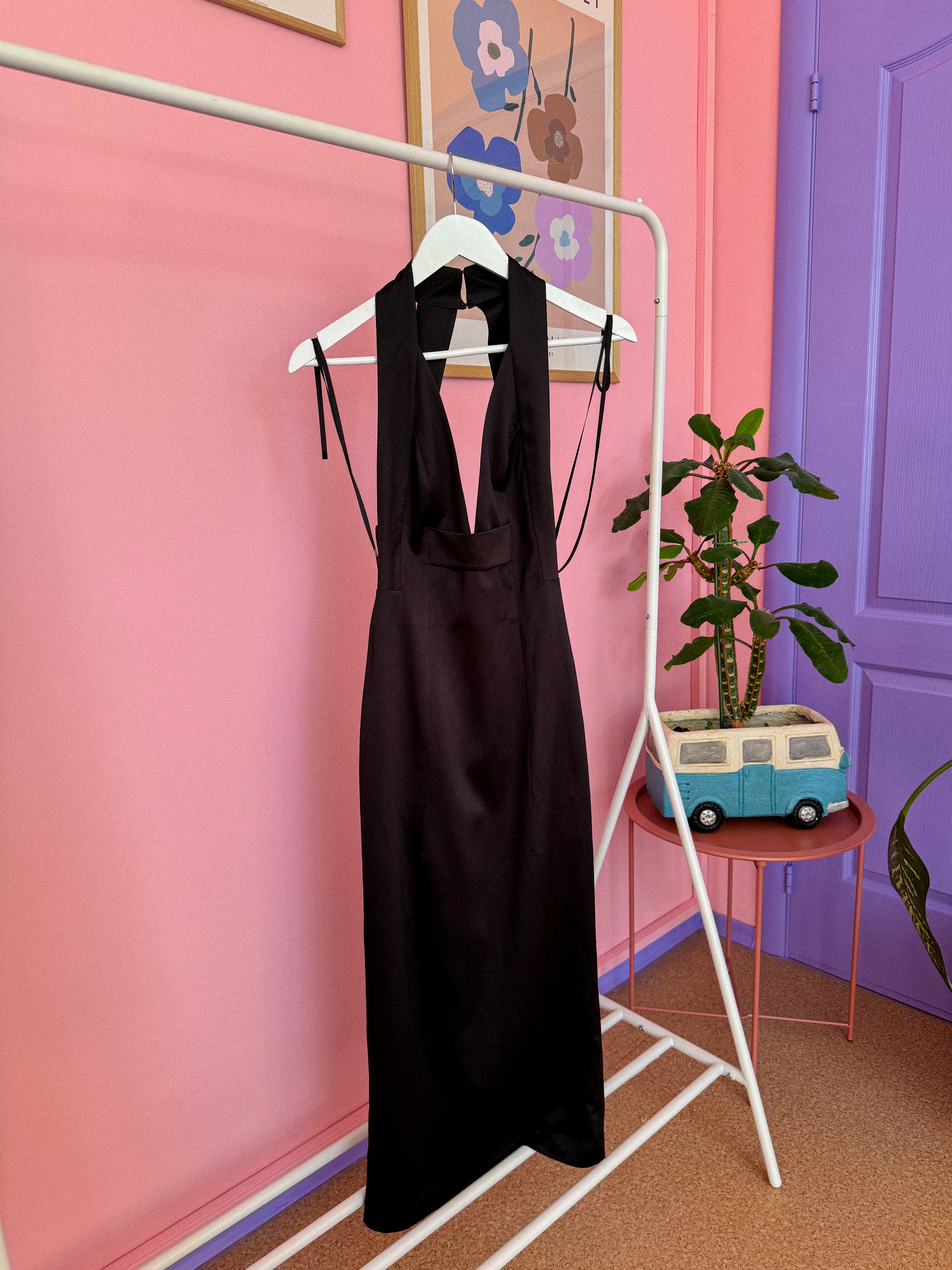 AQAQ suknelė atvira nugara