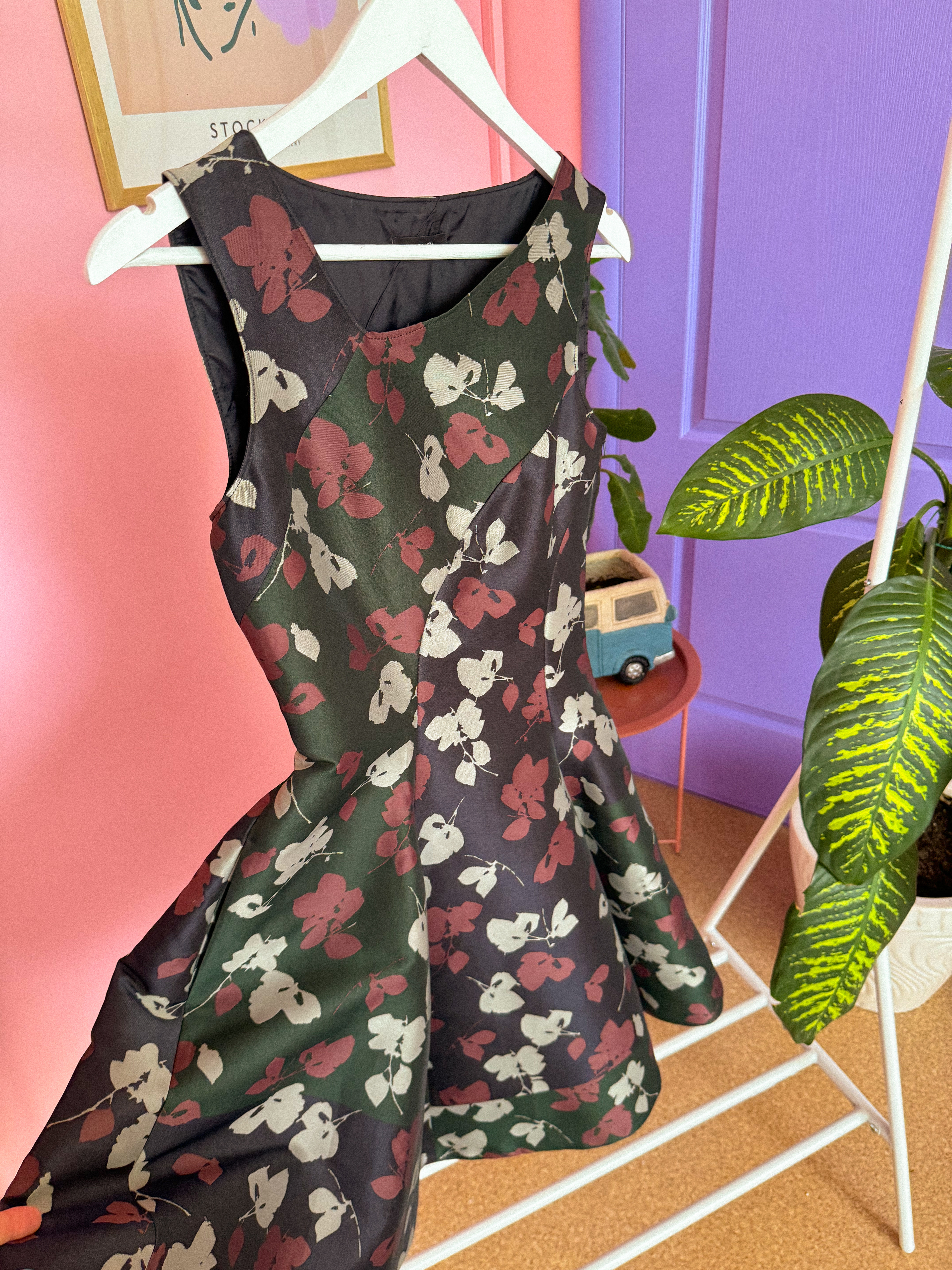 MAX&CO pasakiška gėlėta suknelė