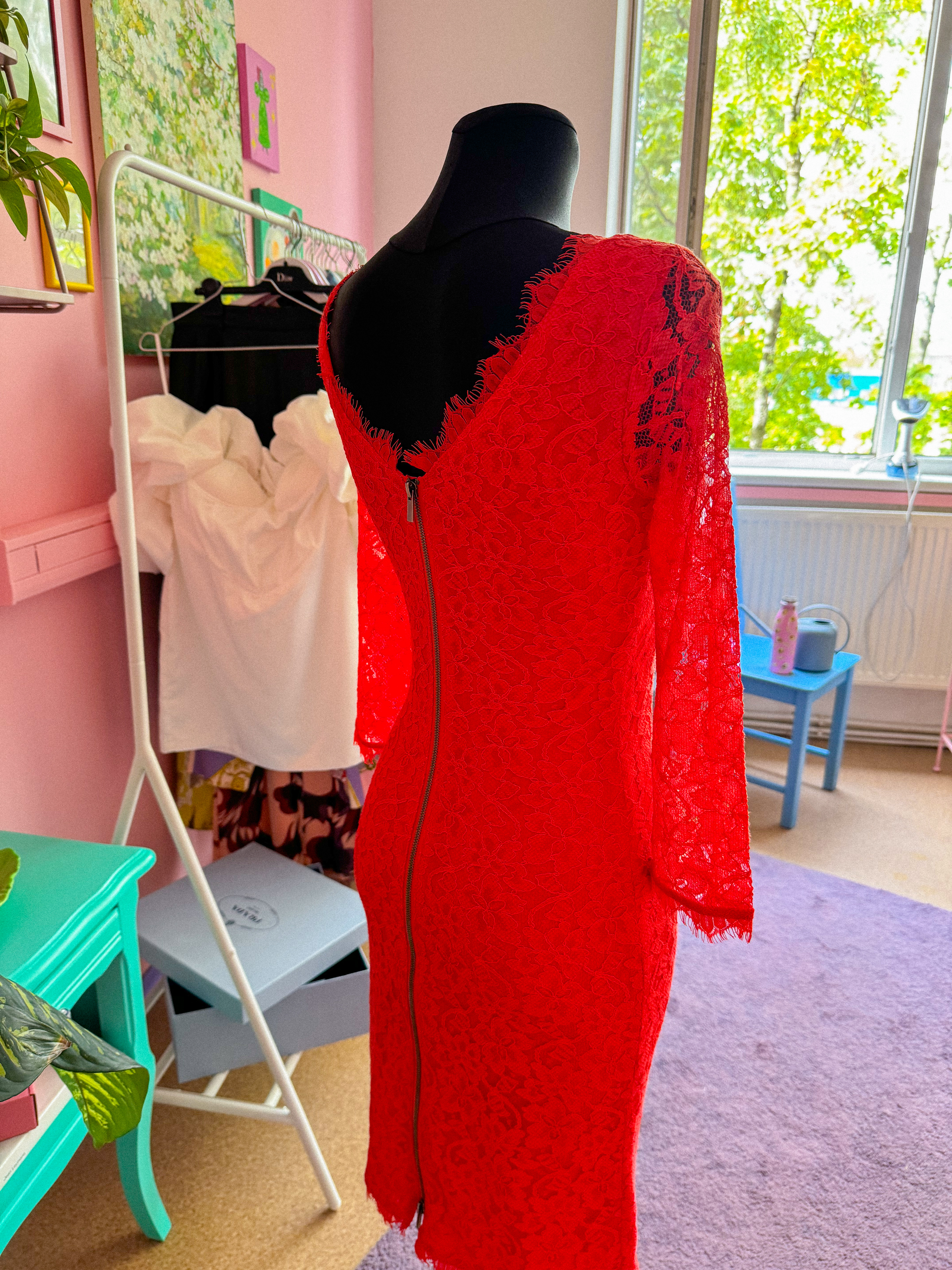 DIANE VON FURSTENBERG suknelė