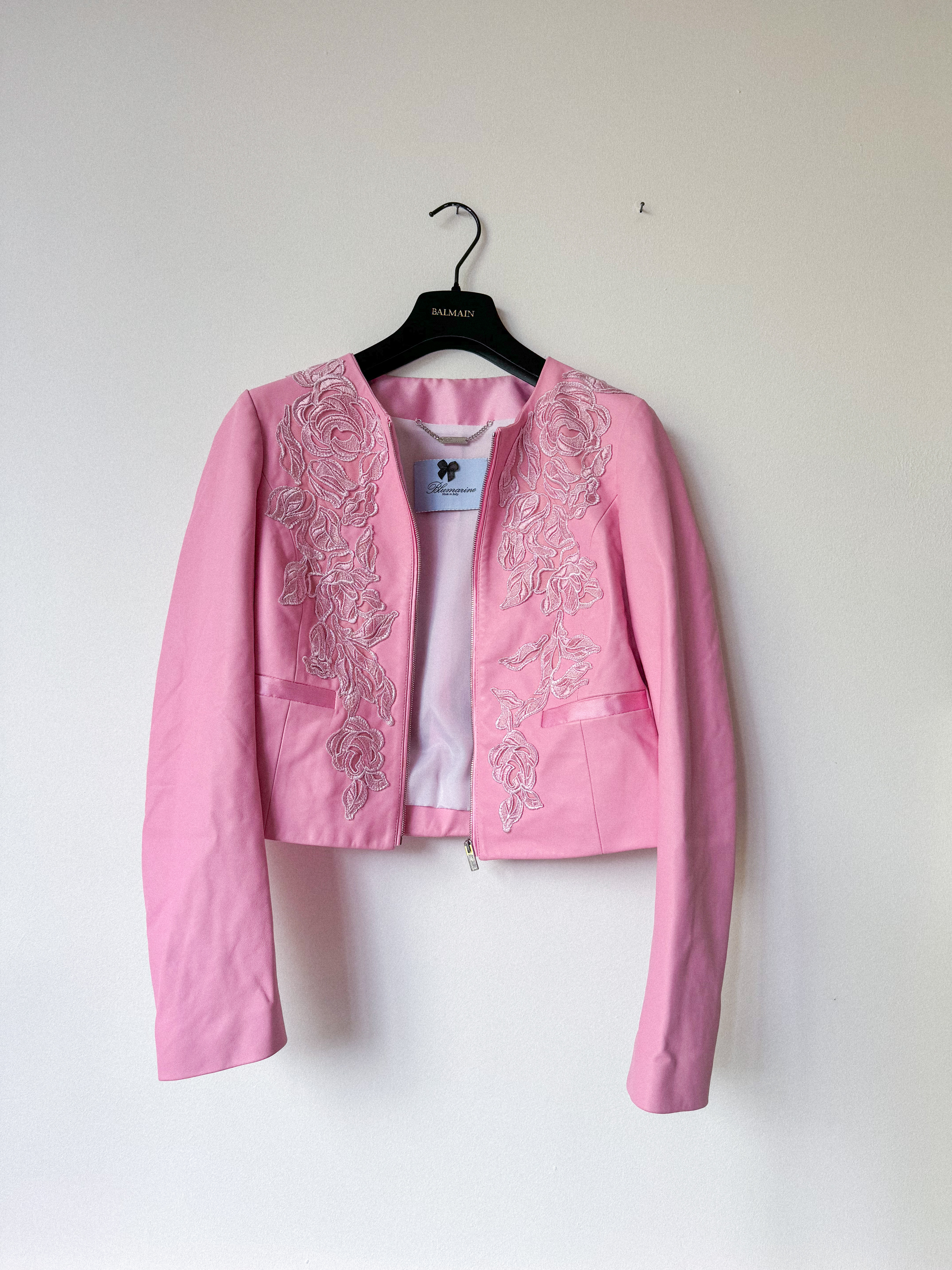 BLUMARINE odinis rožinis švarkelis