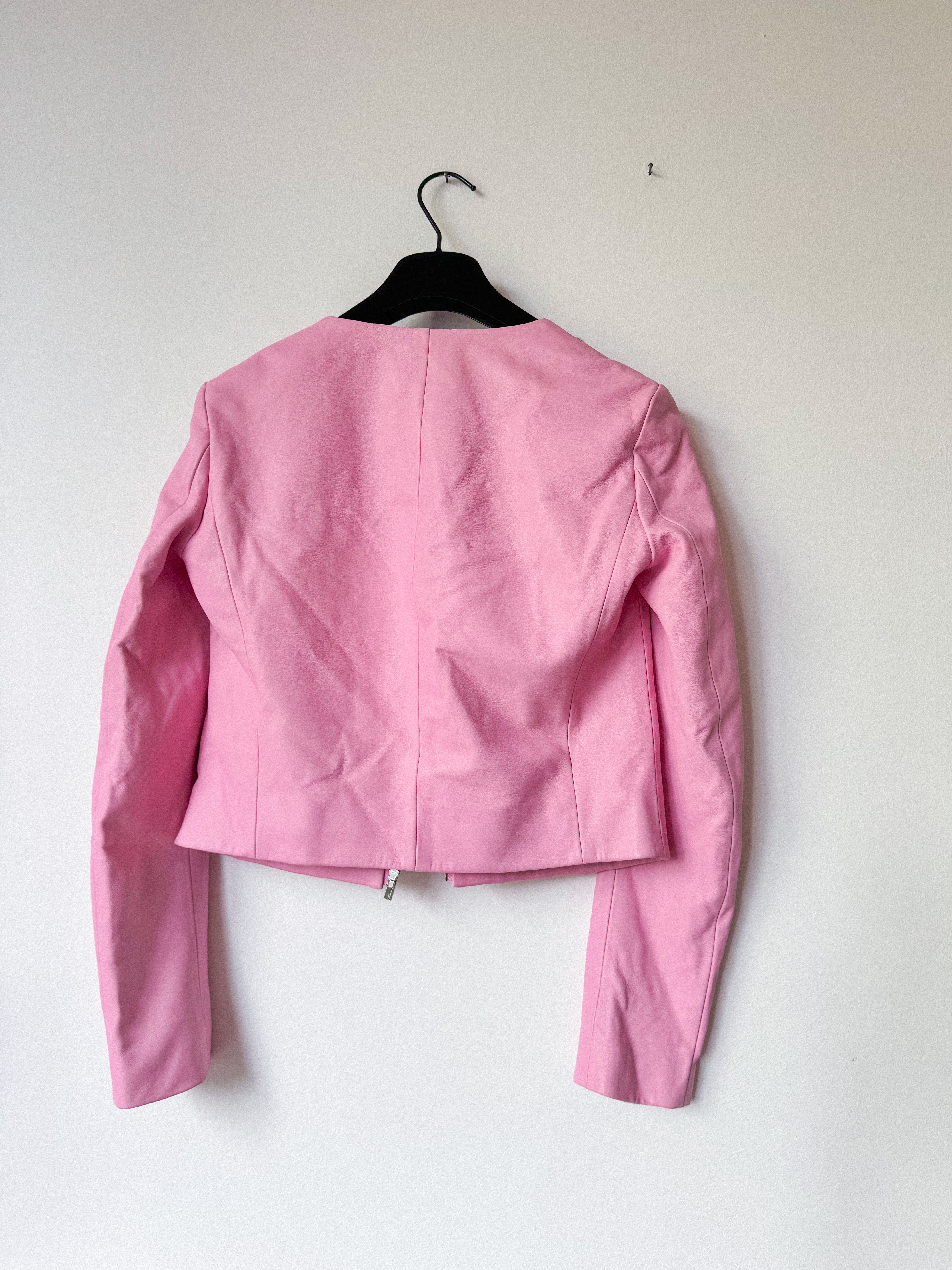 BLUMARINE odinis rožinis švarkelis