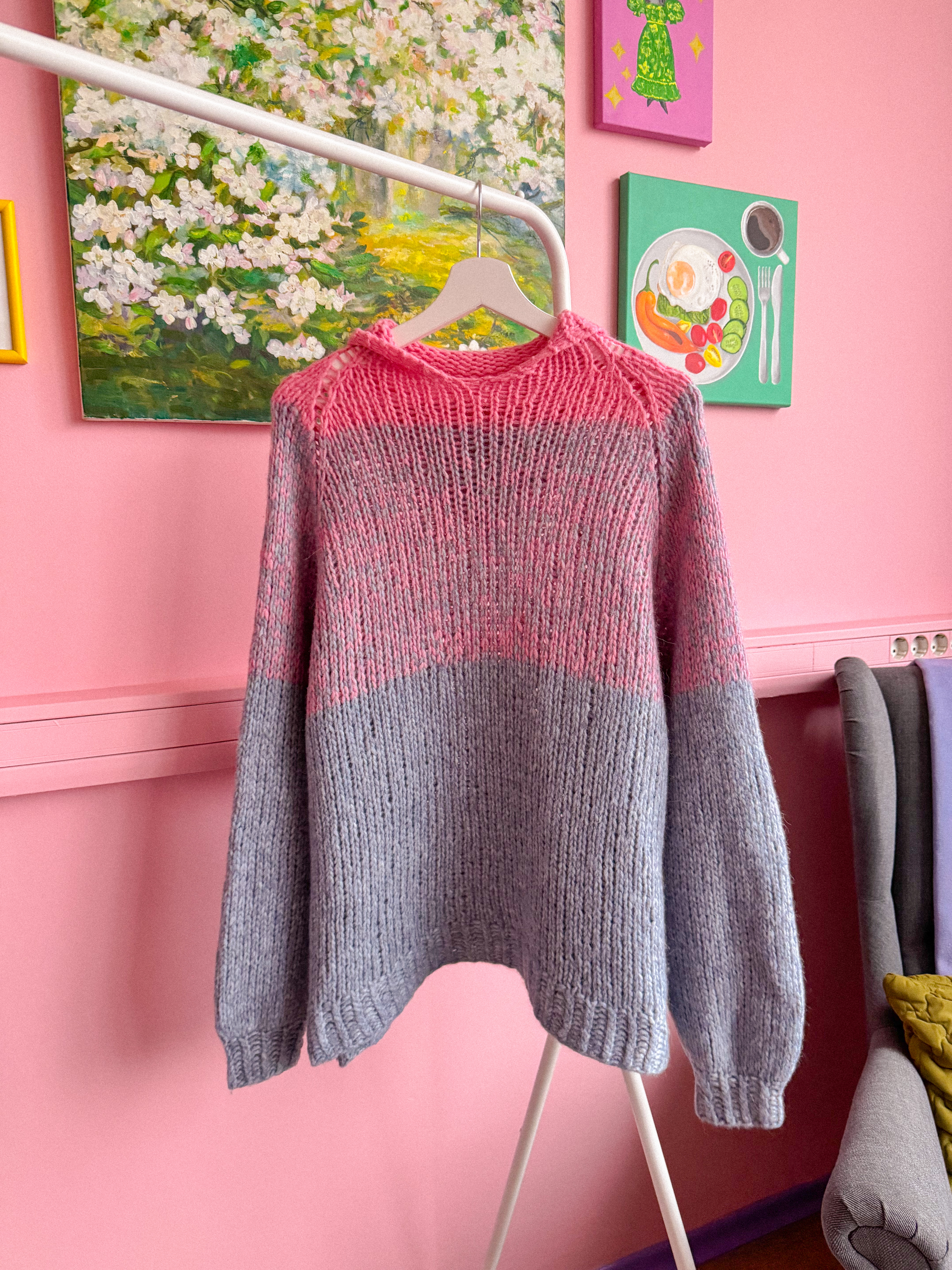 RANKŲ DARBO pastelinis vilnos džemperis