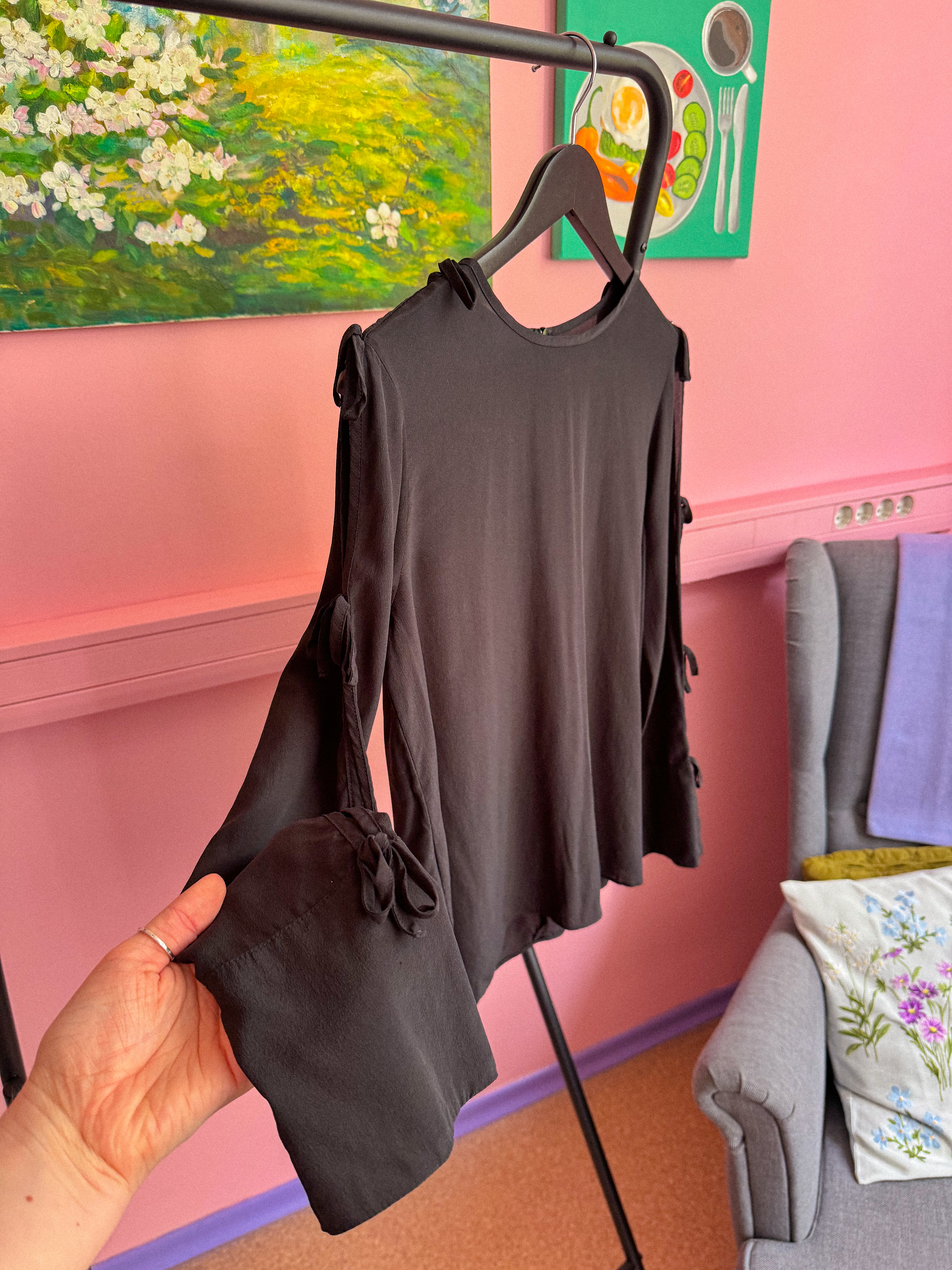 MAX MARA juoda šilkinė palaidinė