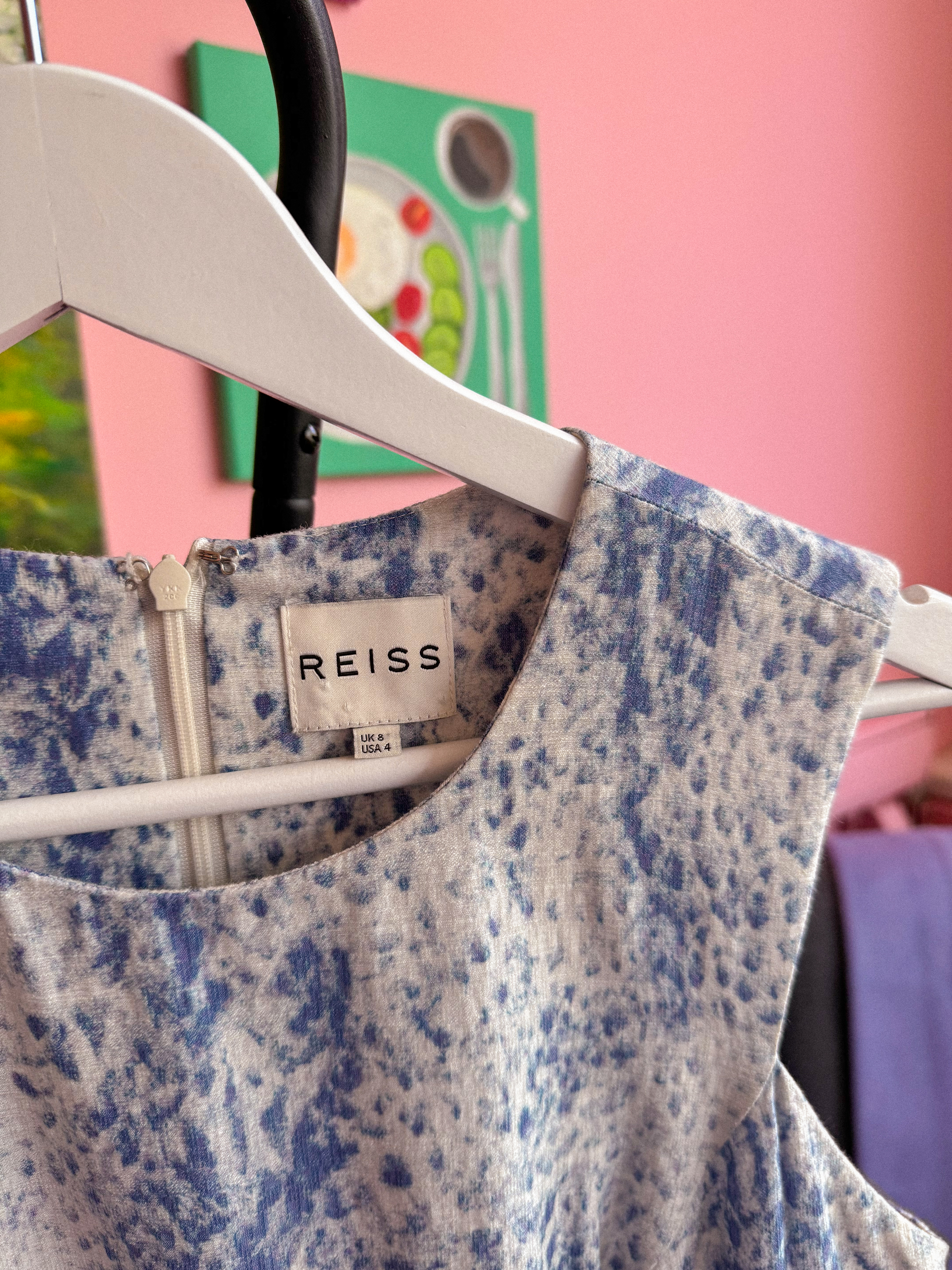 REISS suknelė su šilku