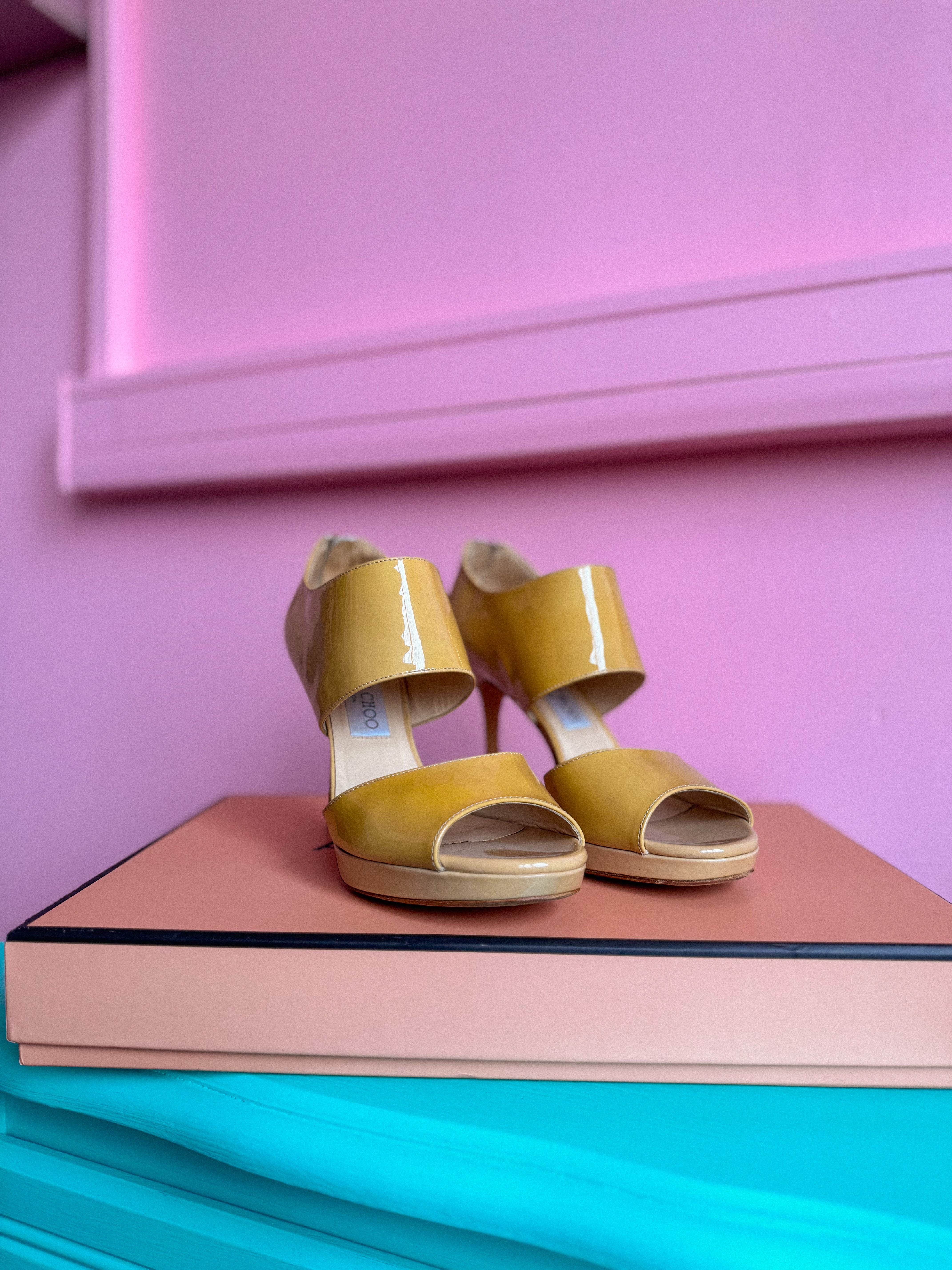 JIMMY CHOO gelsvi aukštakulniai
