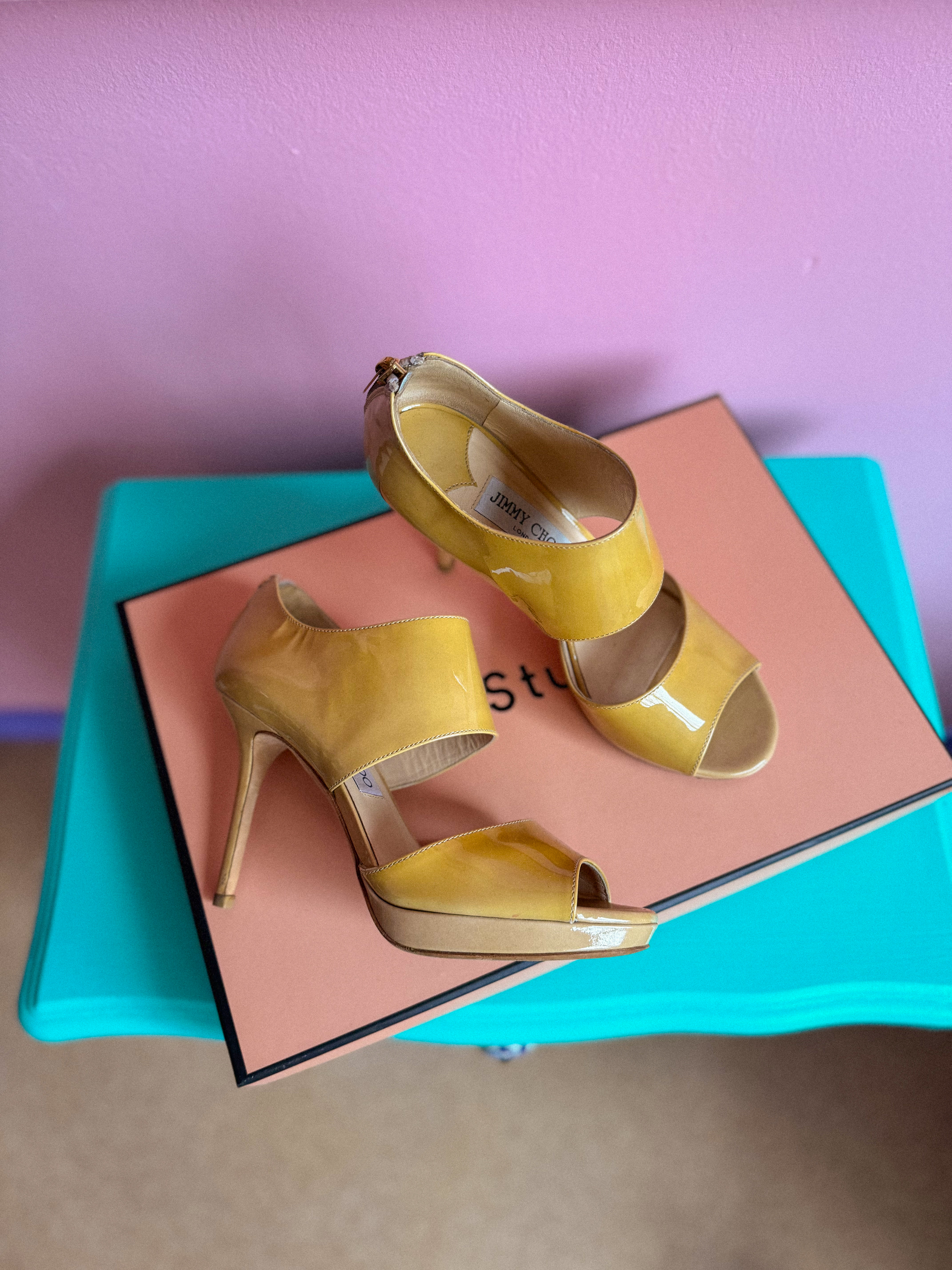 JIMMY CHOO gelsvi aukštakulniai