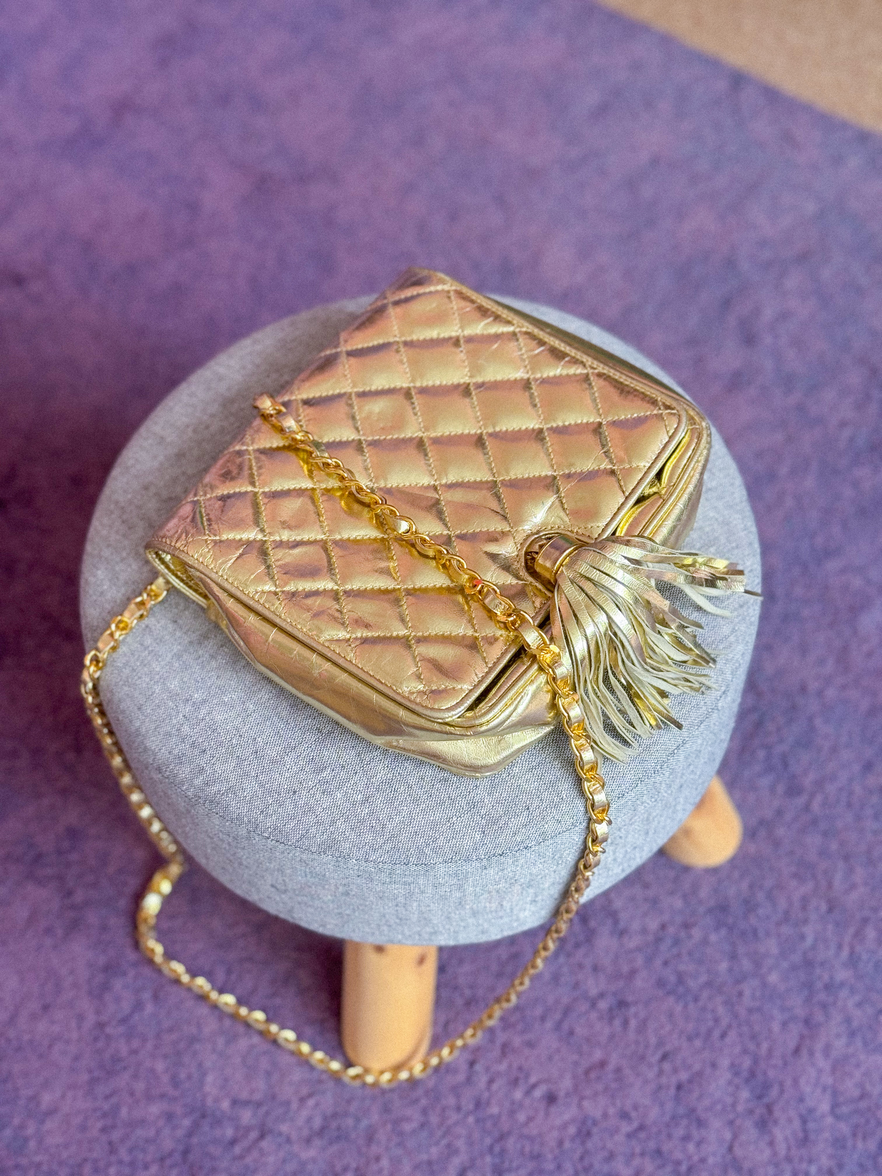 VINTAŽINĖ auksinė odinė rankinė