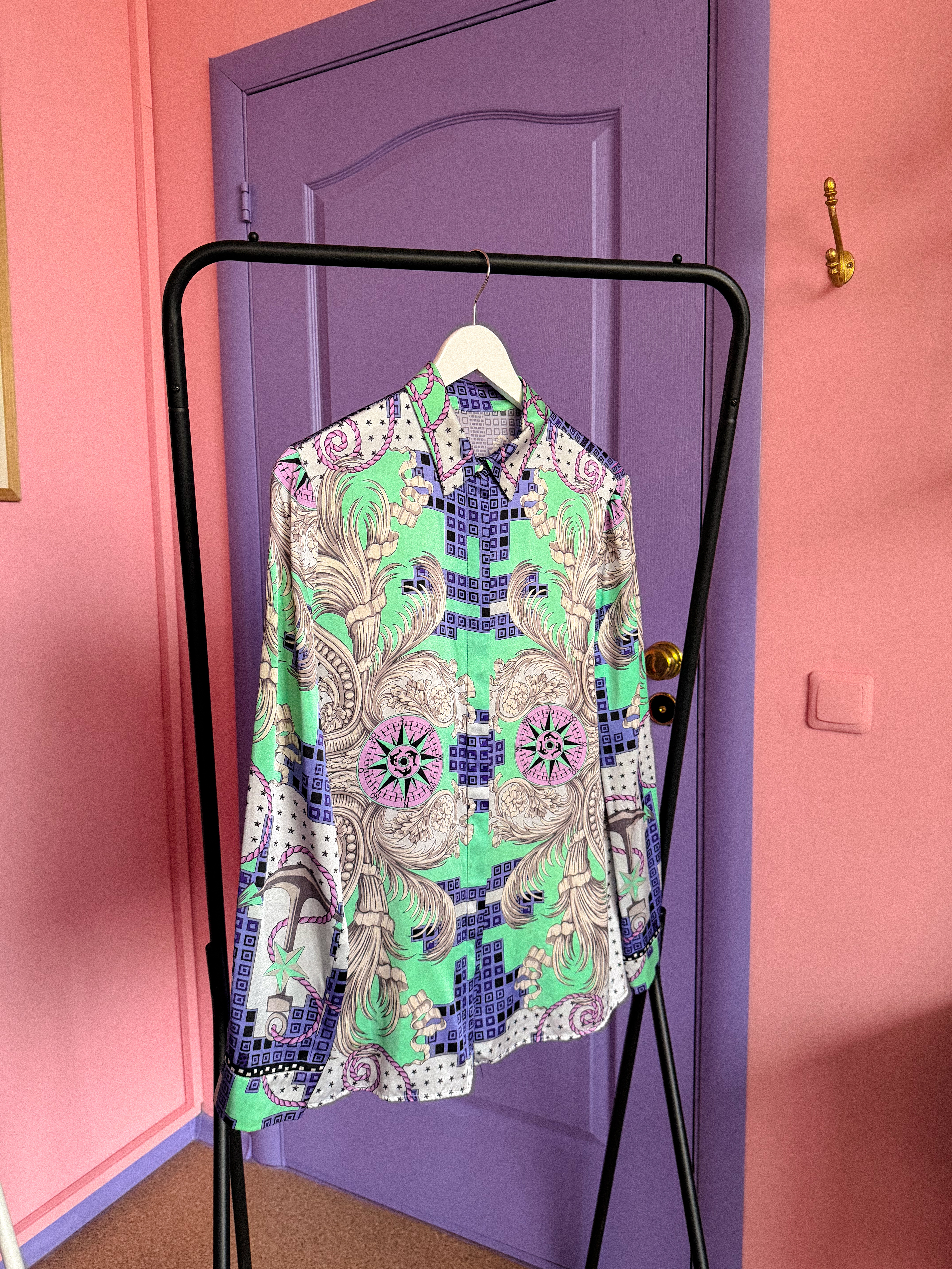 VERSACE šilkiniai raštuoti marškiniai