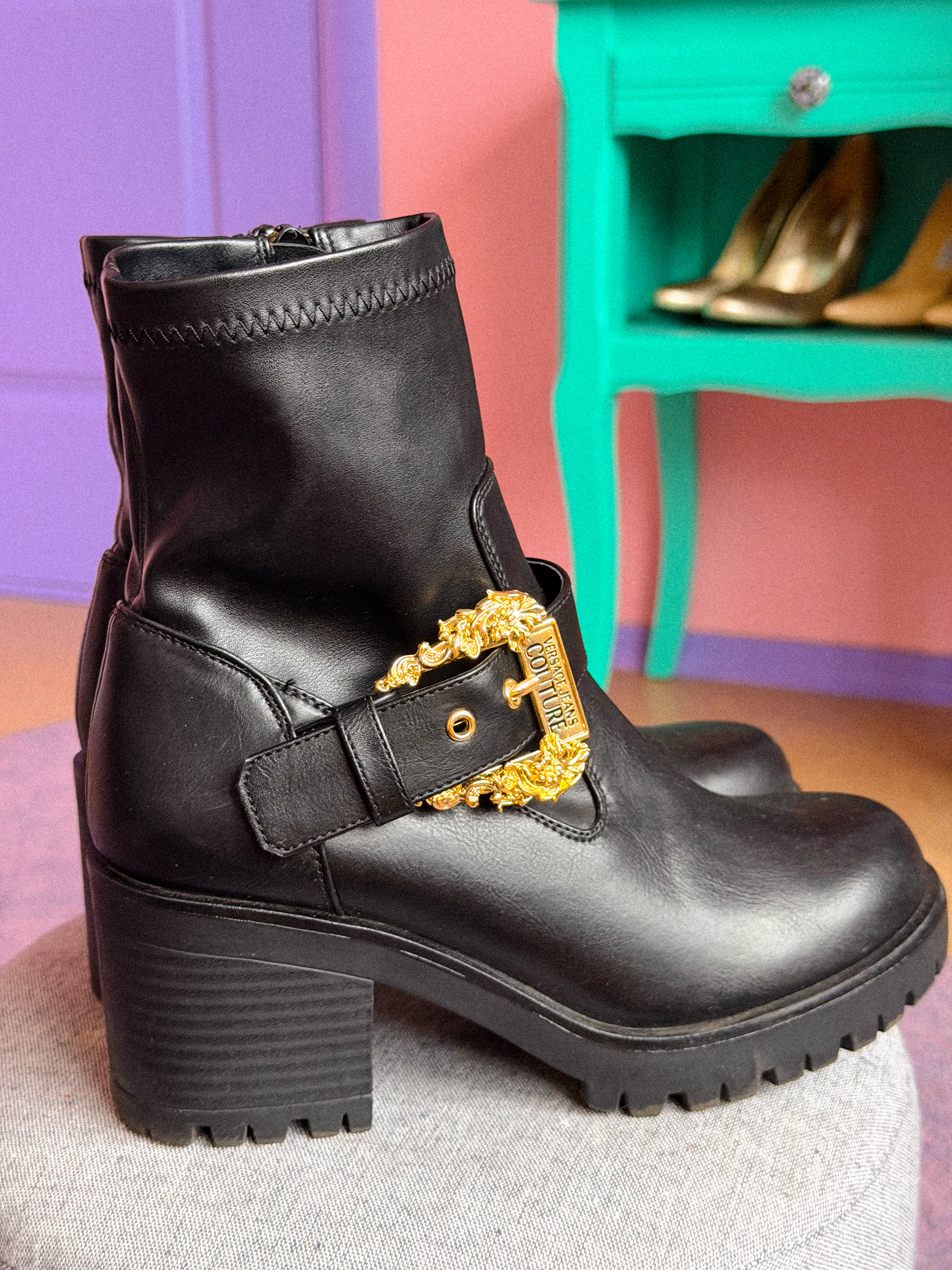 VERSACE juodi aulinukai