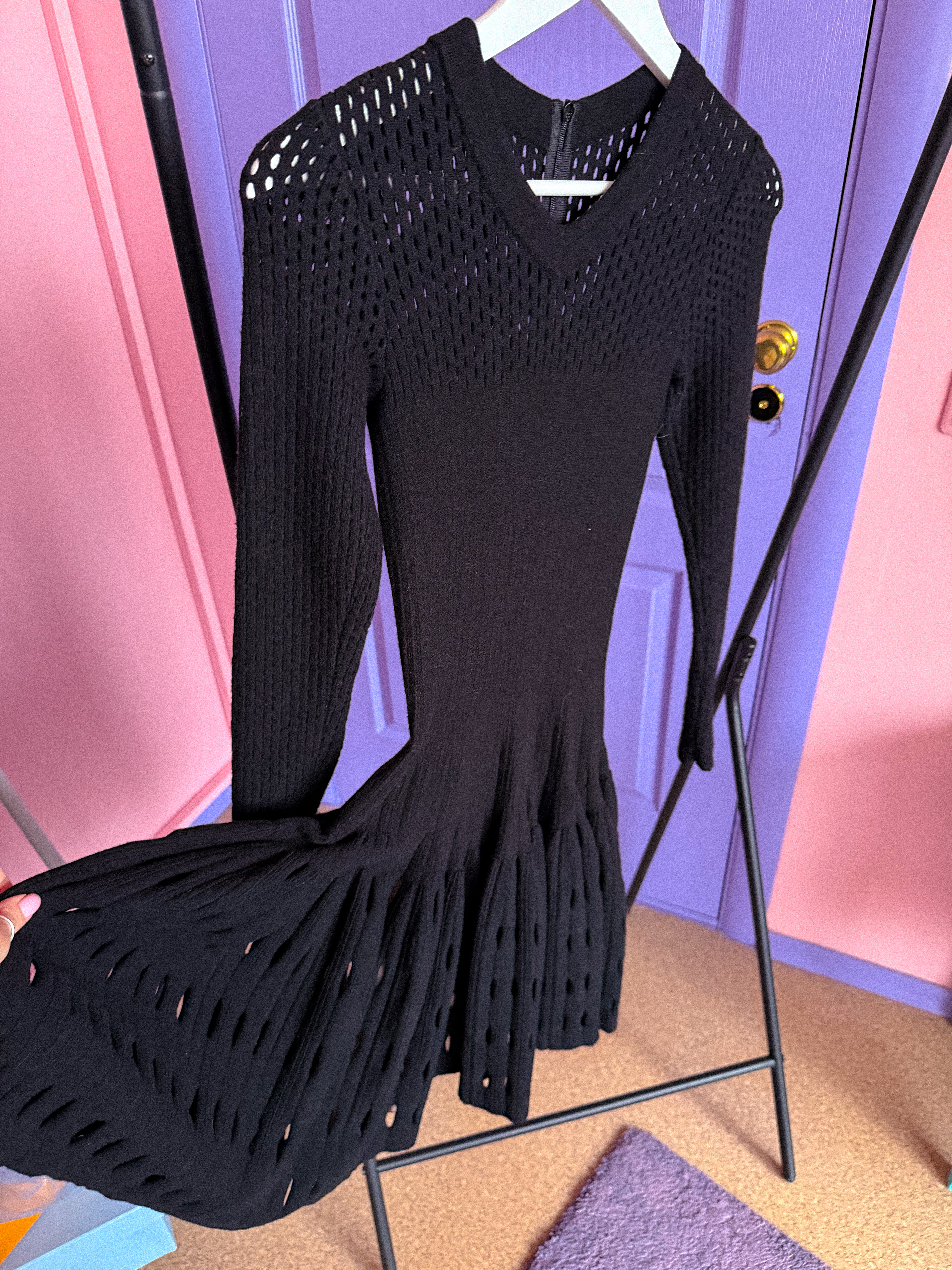 ALAIA juoda megzta suknelė