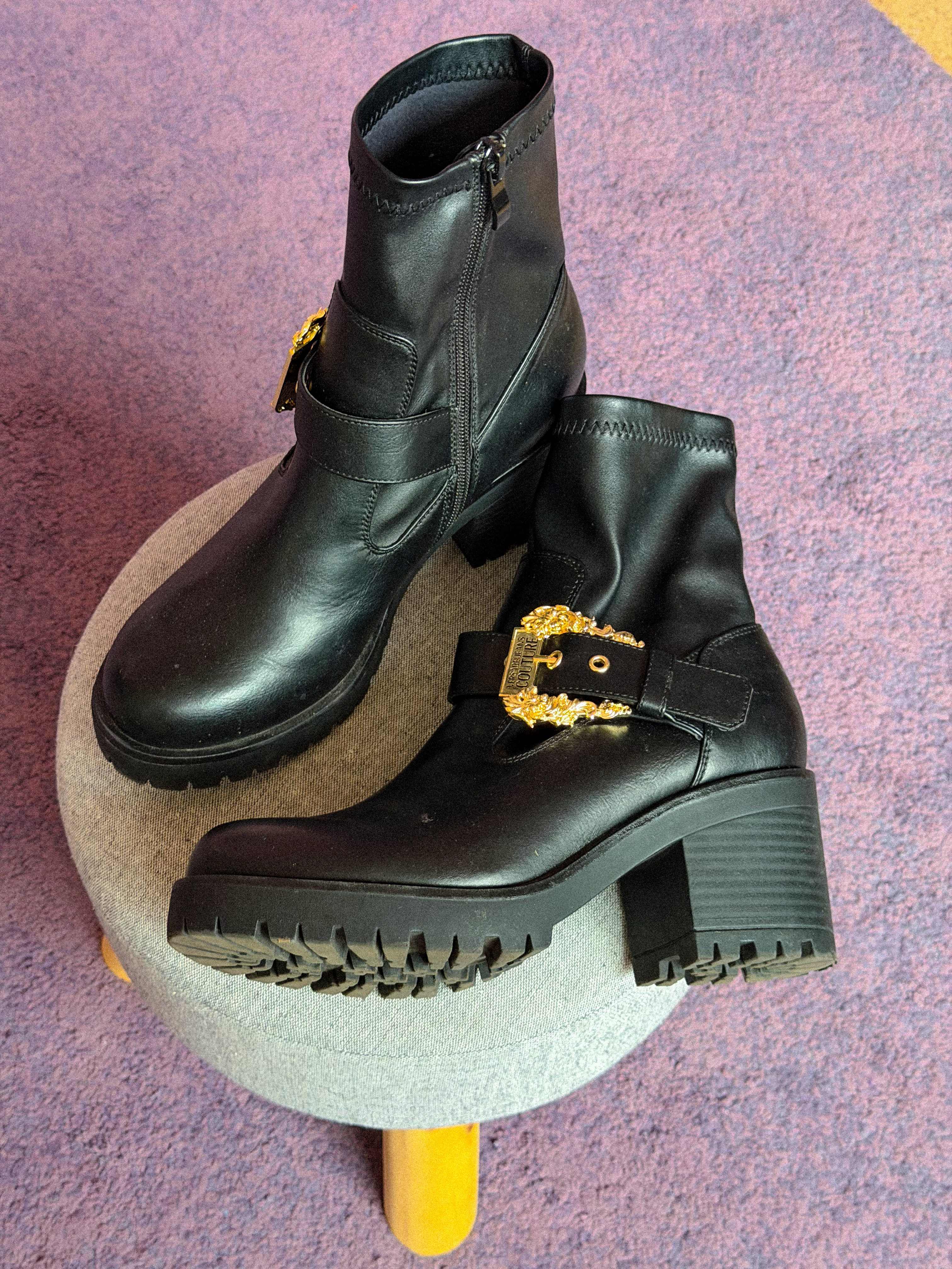 VERSACE juodi aulinukai