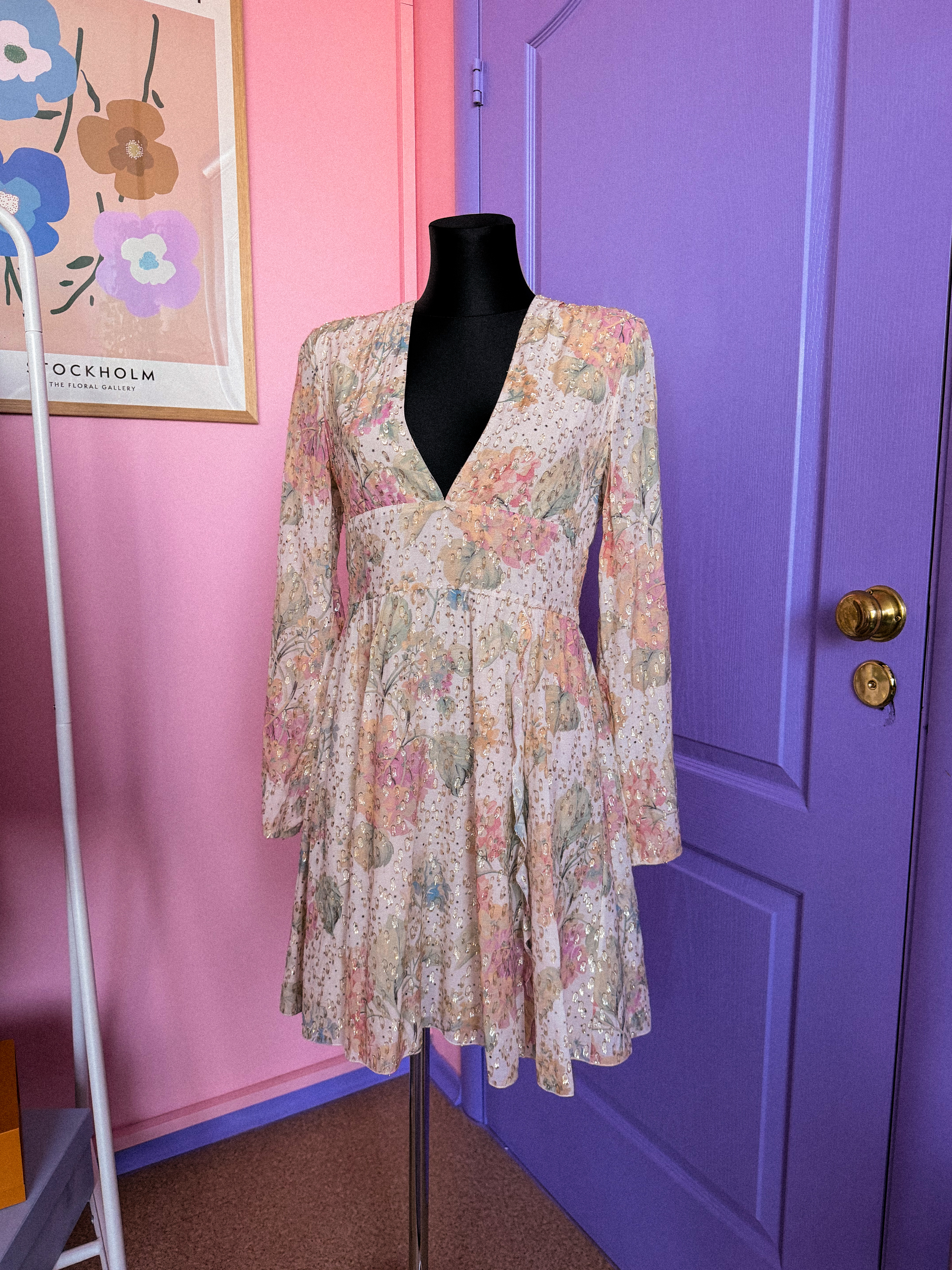 VALENTINO romantiška suknelė