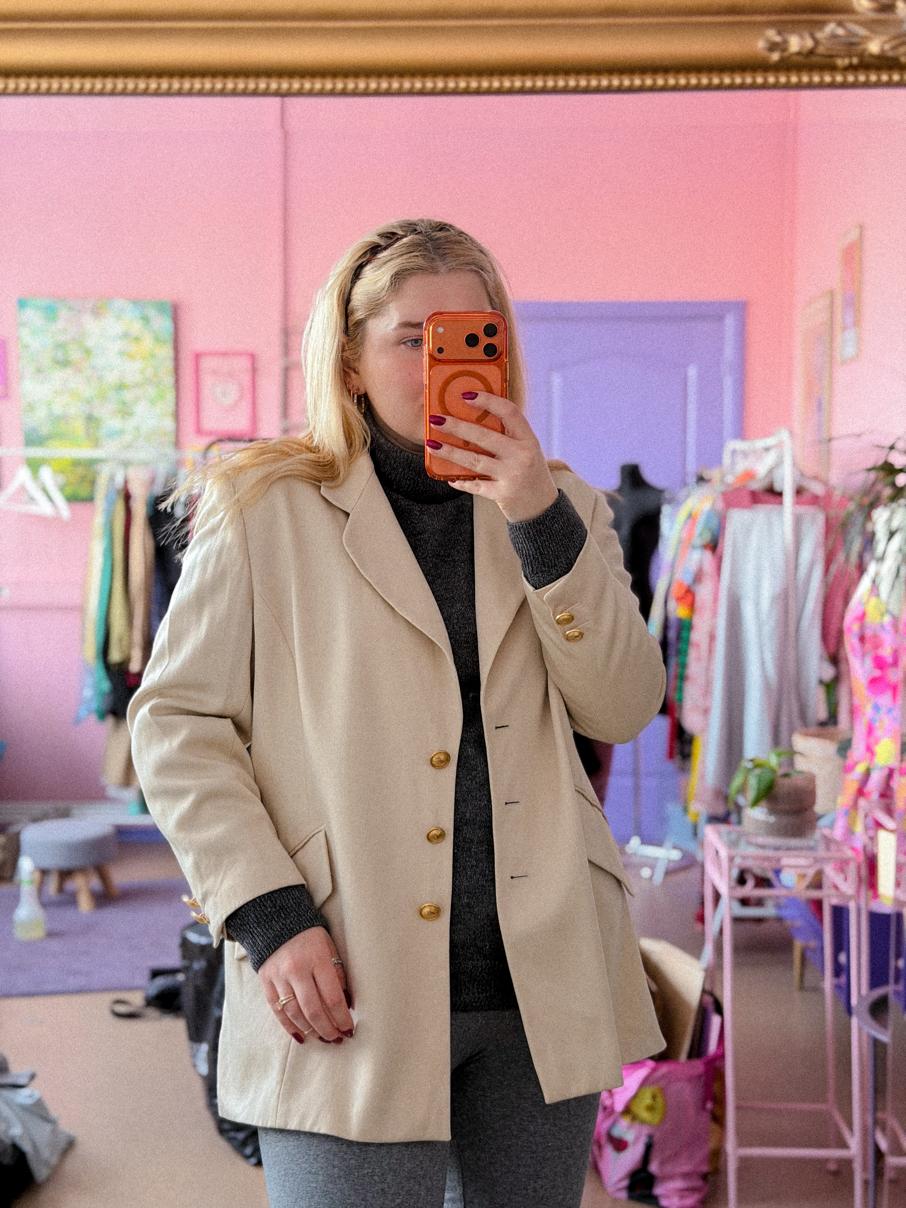 ESCADA kreminis švarkas