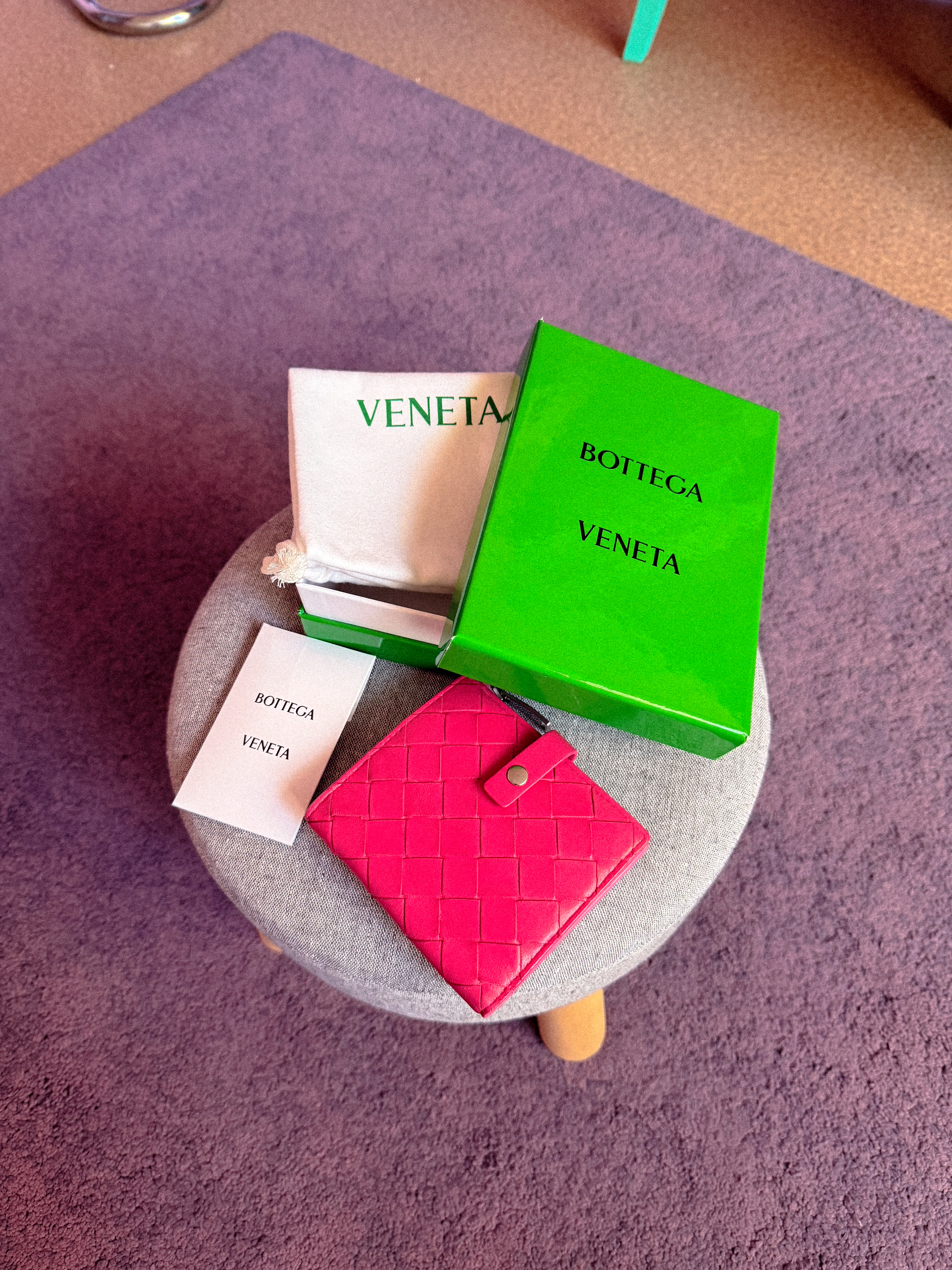 BOTTEGA VENETA odinė piniginė