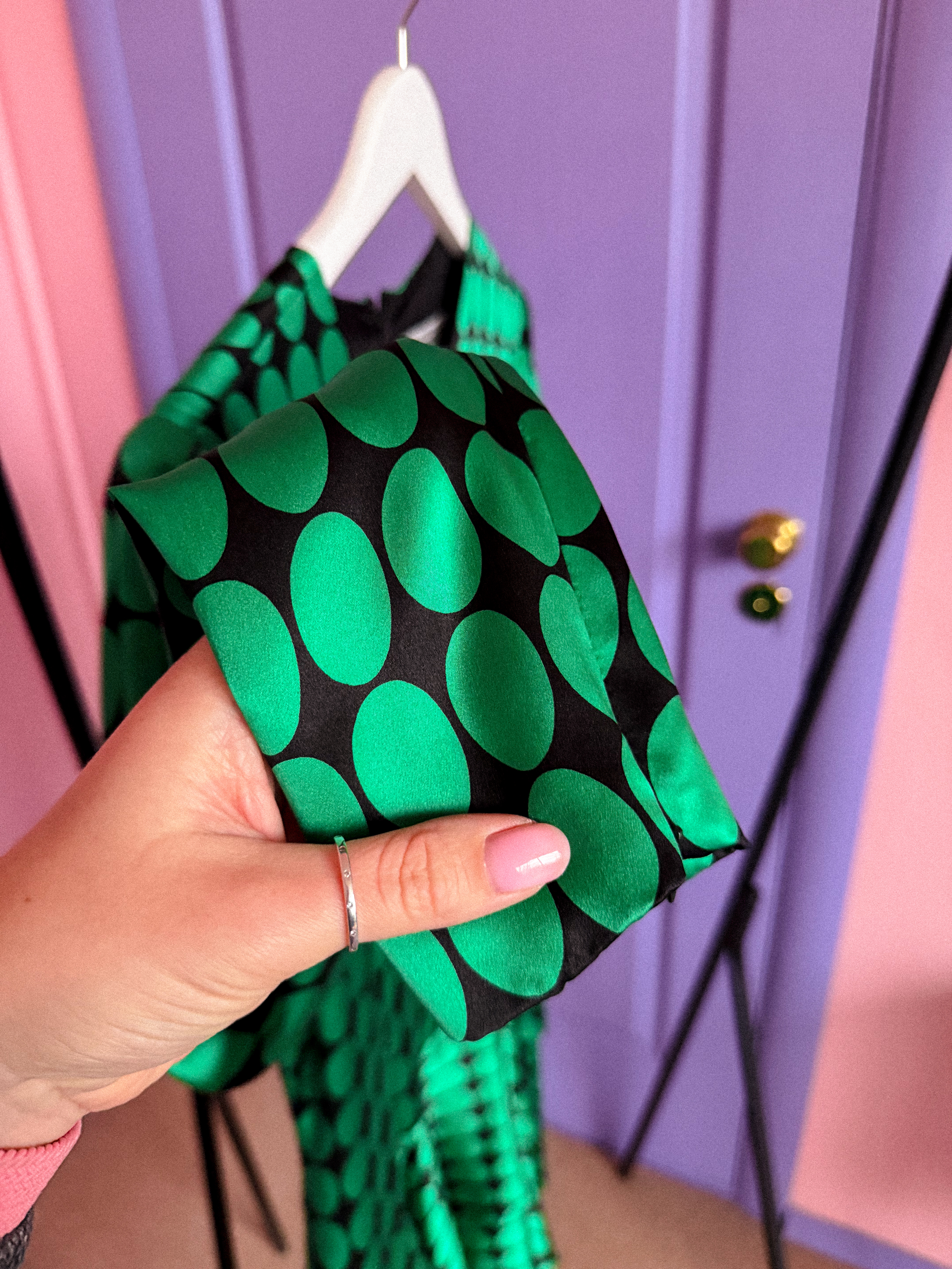 CAROLINA HERRERA šilkinė suknelė