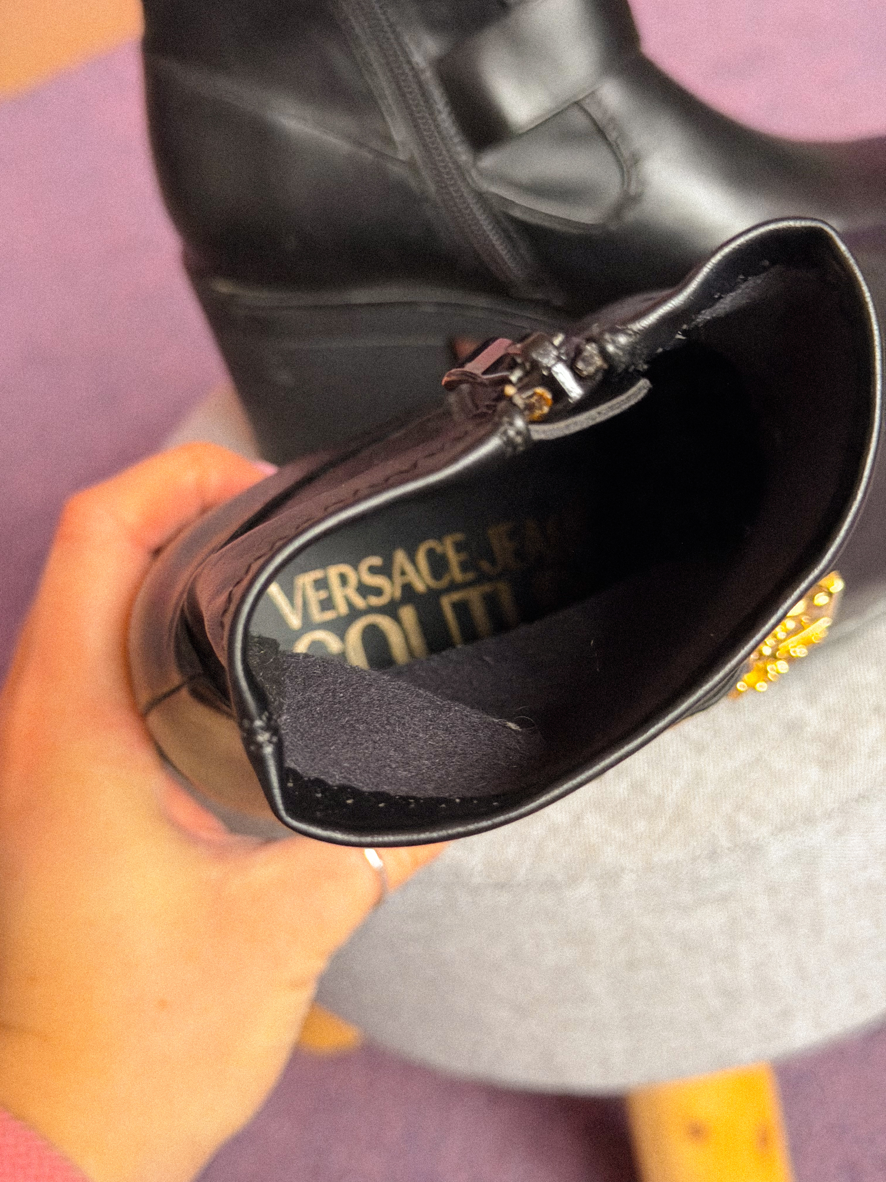 VERSACE juodi aulinukai