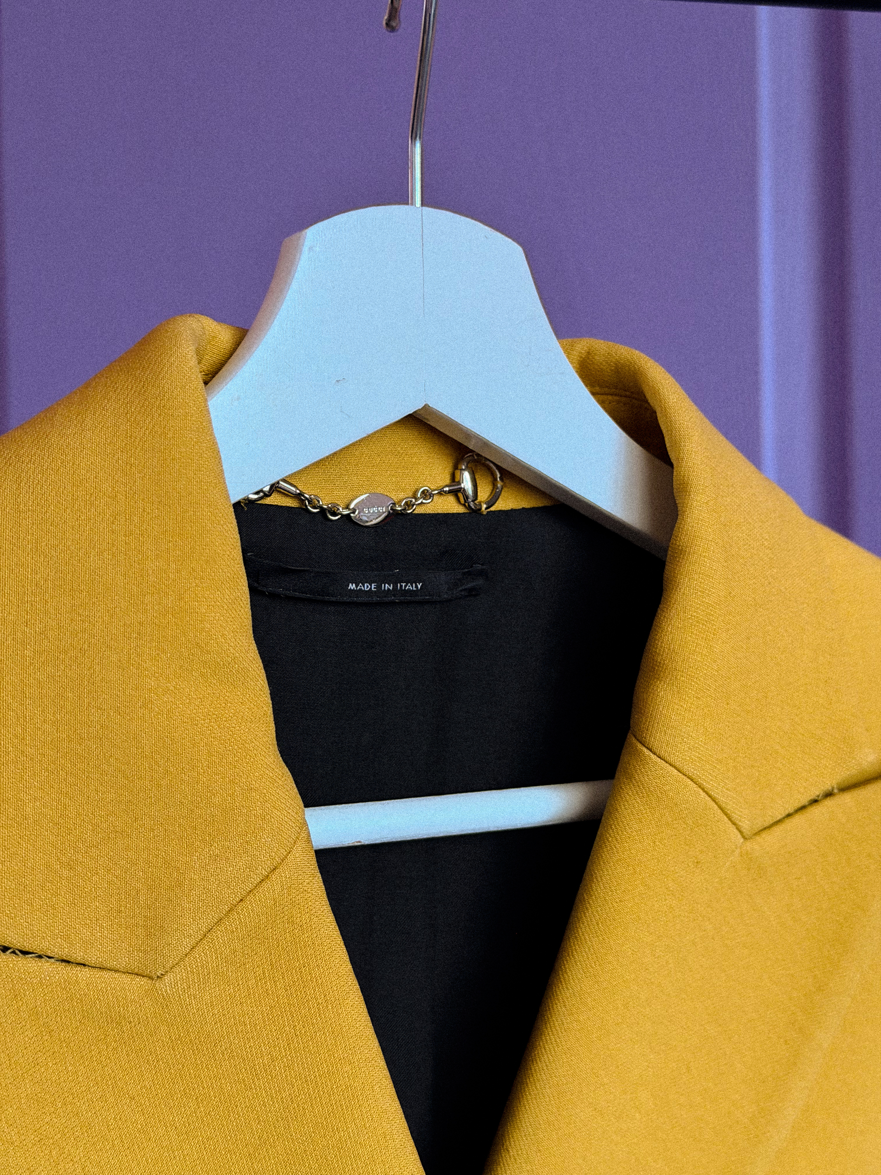 GUCCI garstyčių spalvos švarkas