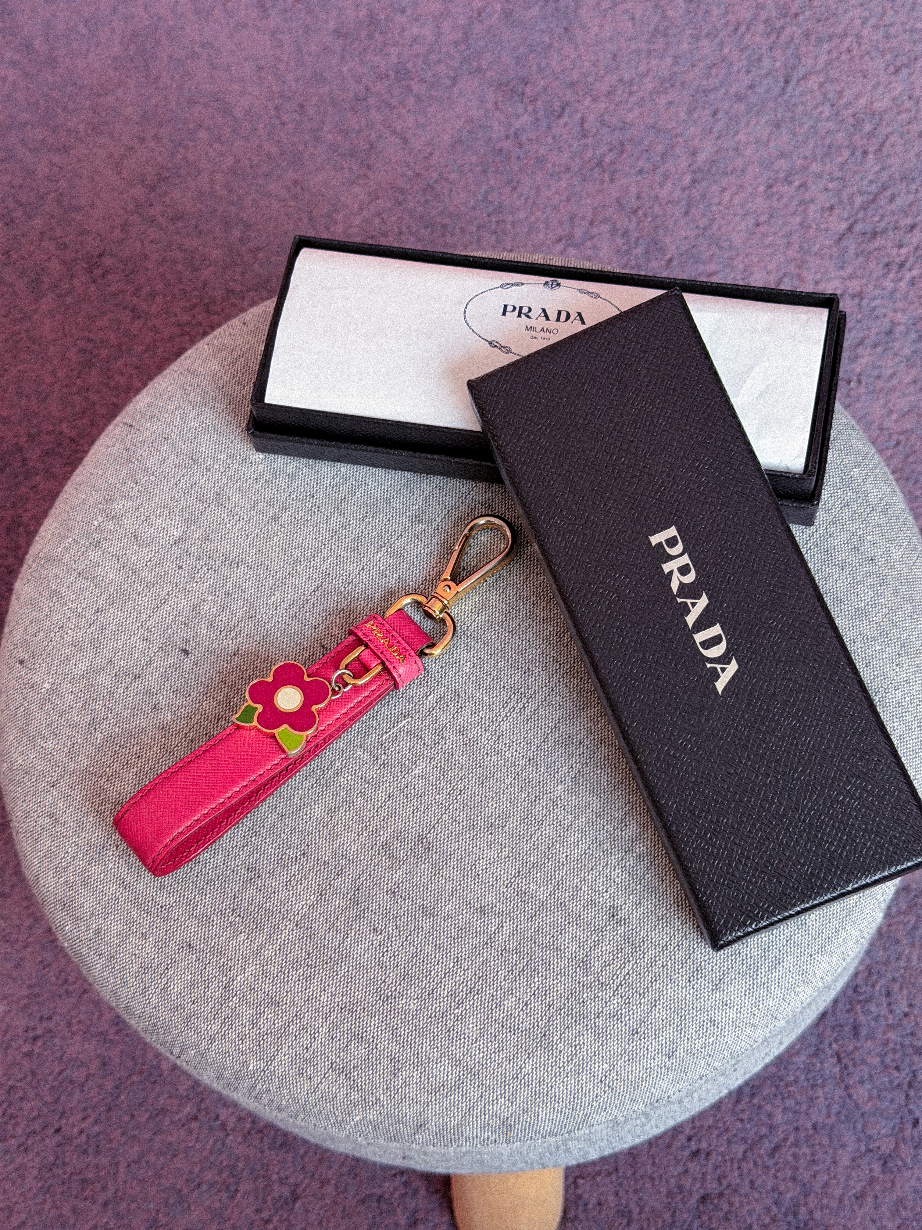 PRADA raktų pakabukas