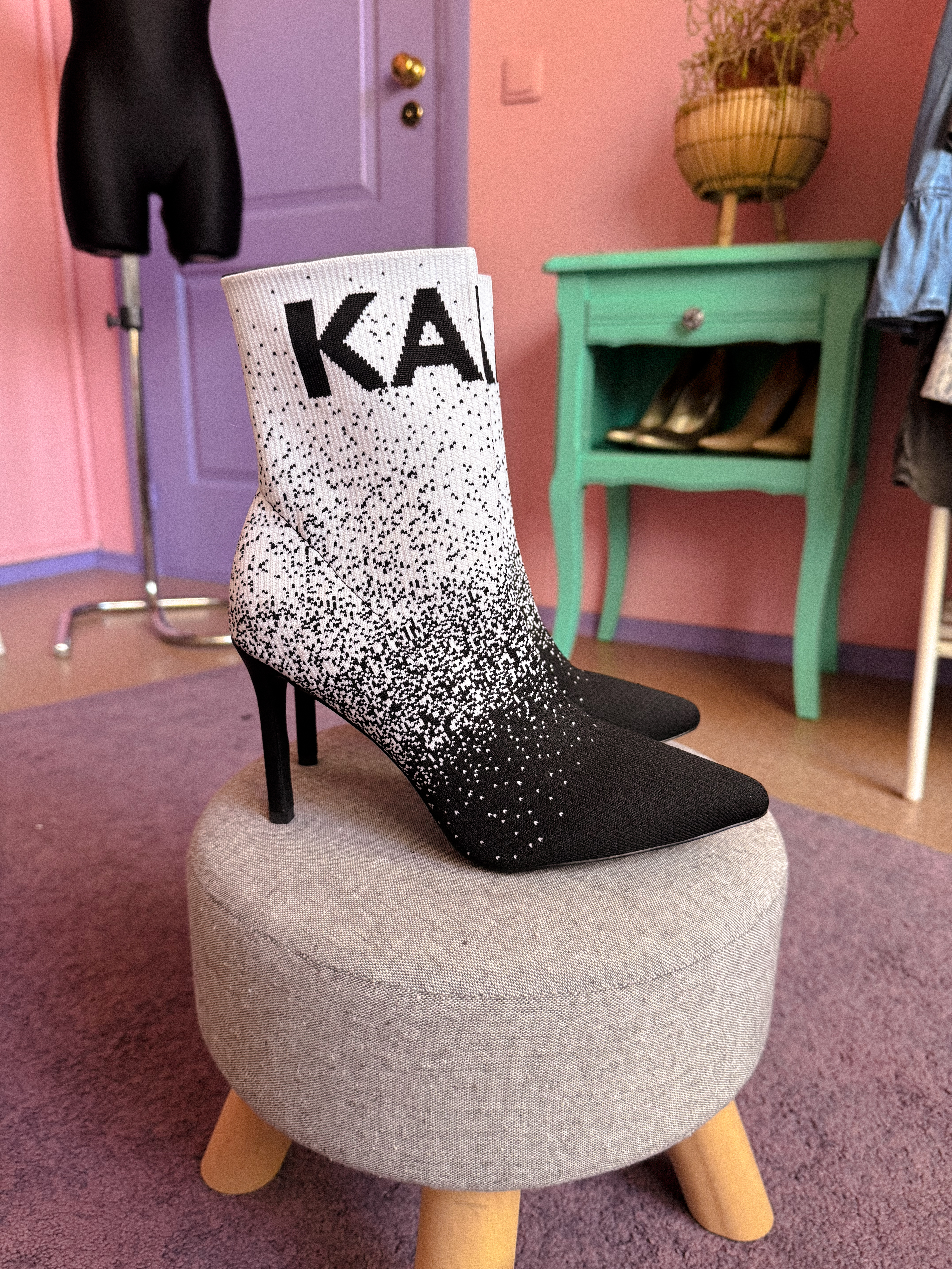 KARL LAGERFELD smailianosiai