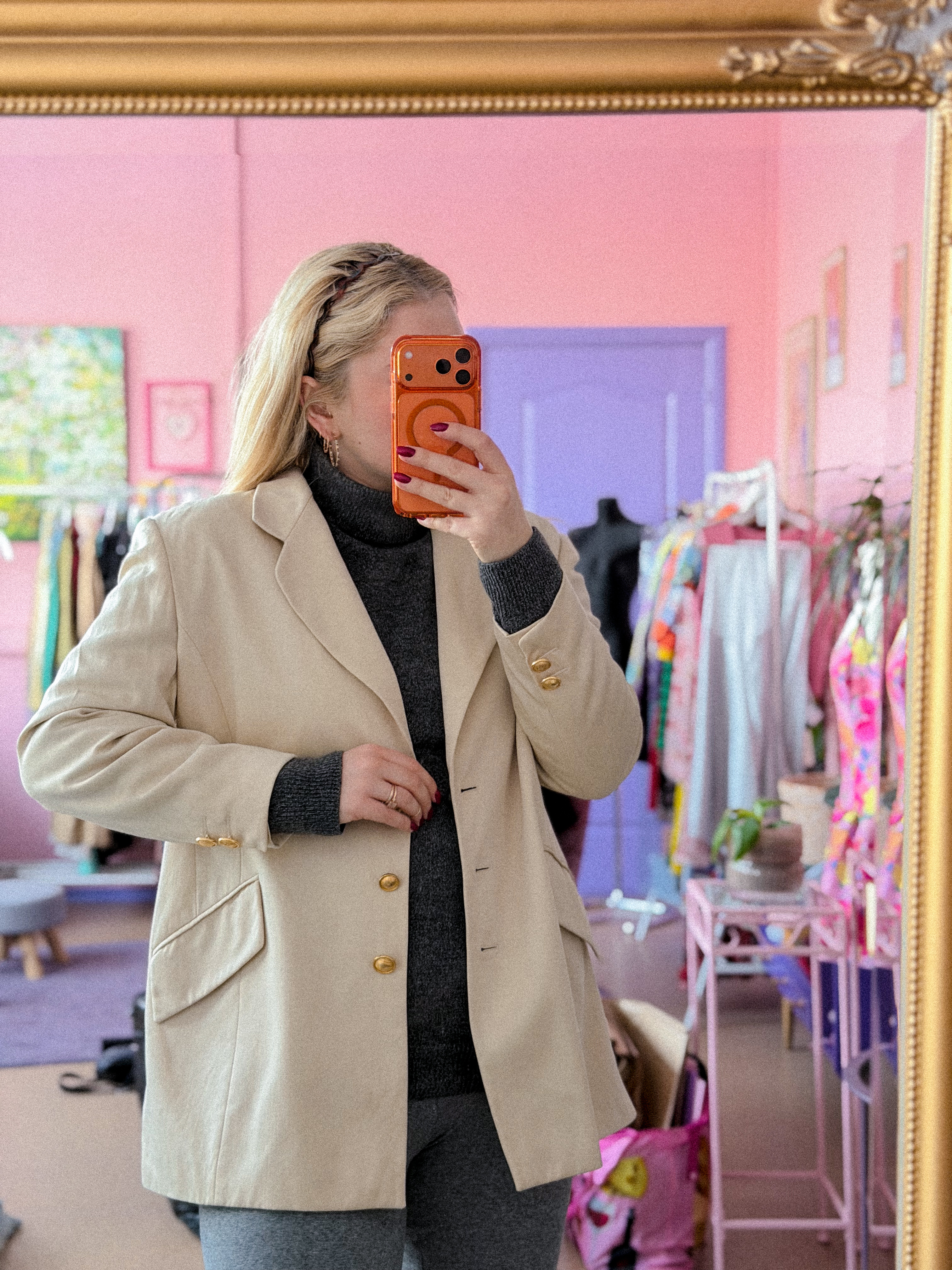 ESCADA kreminis švarkas