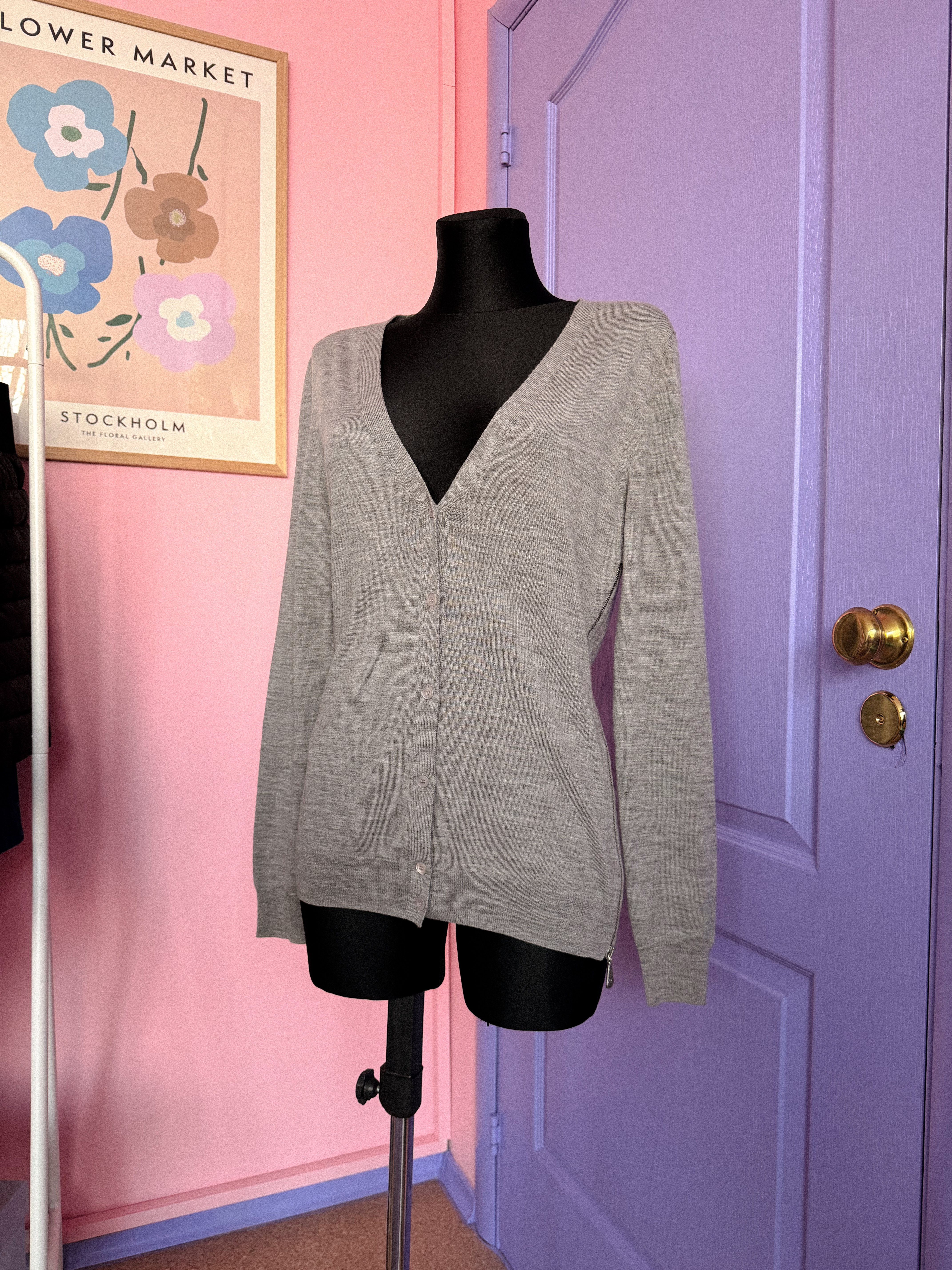 ALEXANDER MCQUEEN pilkas kardiganas