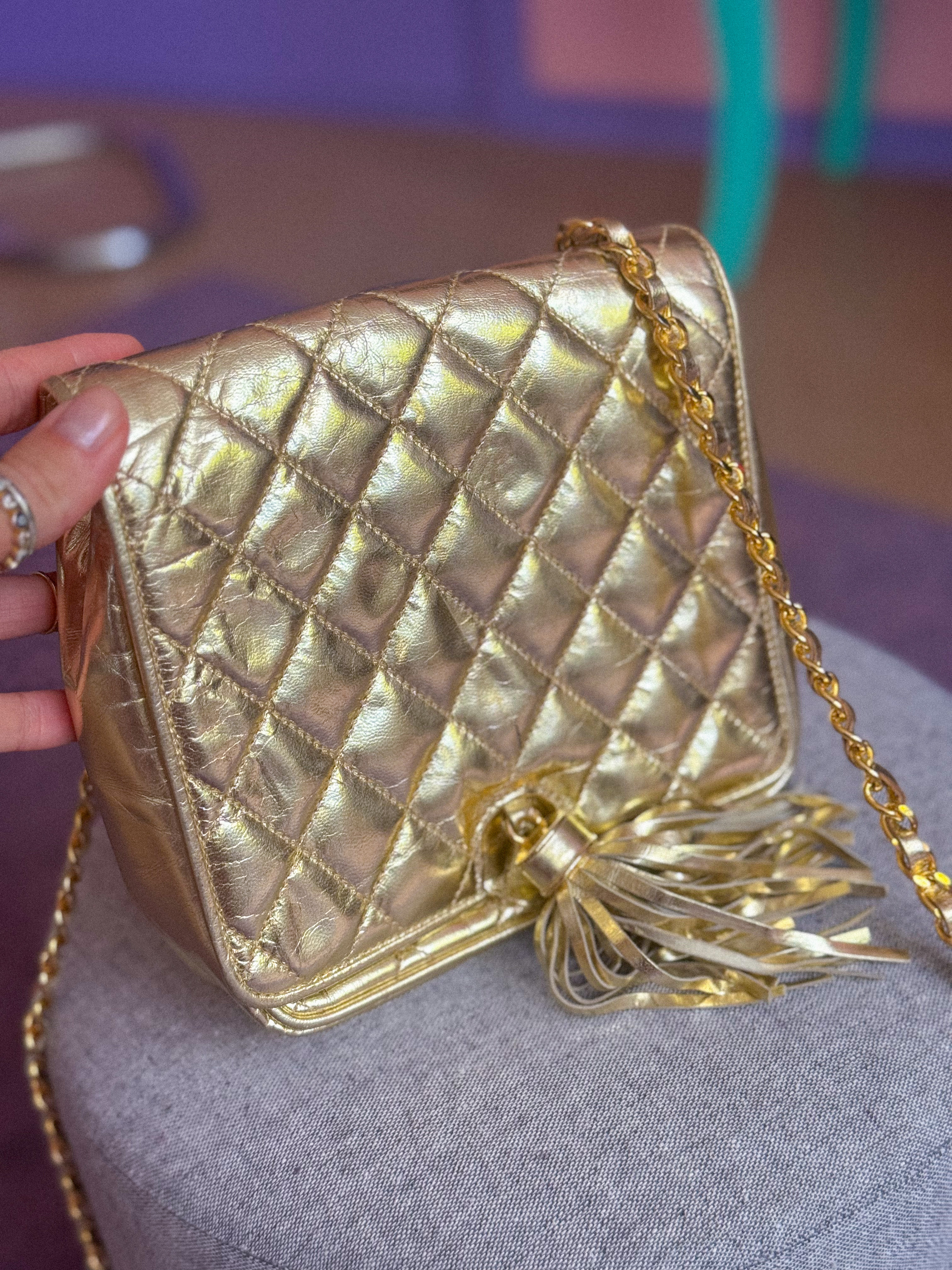 VINTAŽINĖ auksinė odinė rankinė