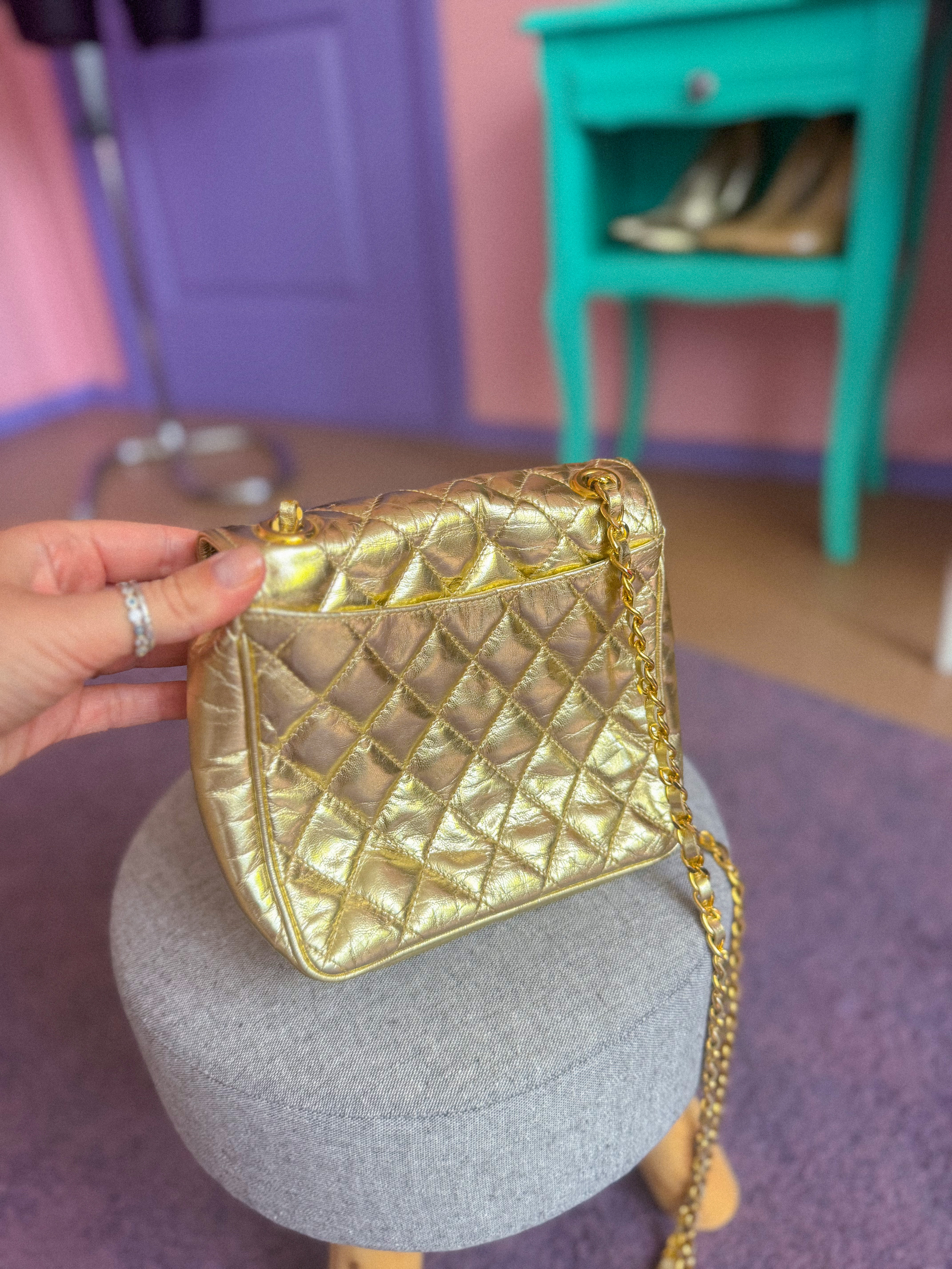 VINTAŽINĖ auksinė odinė rankinė